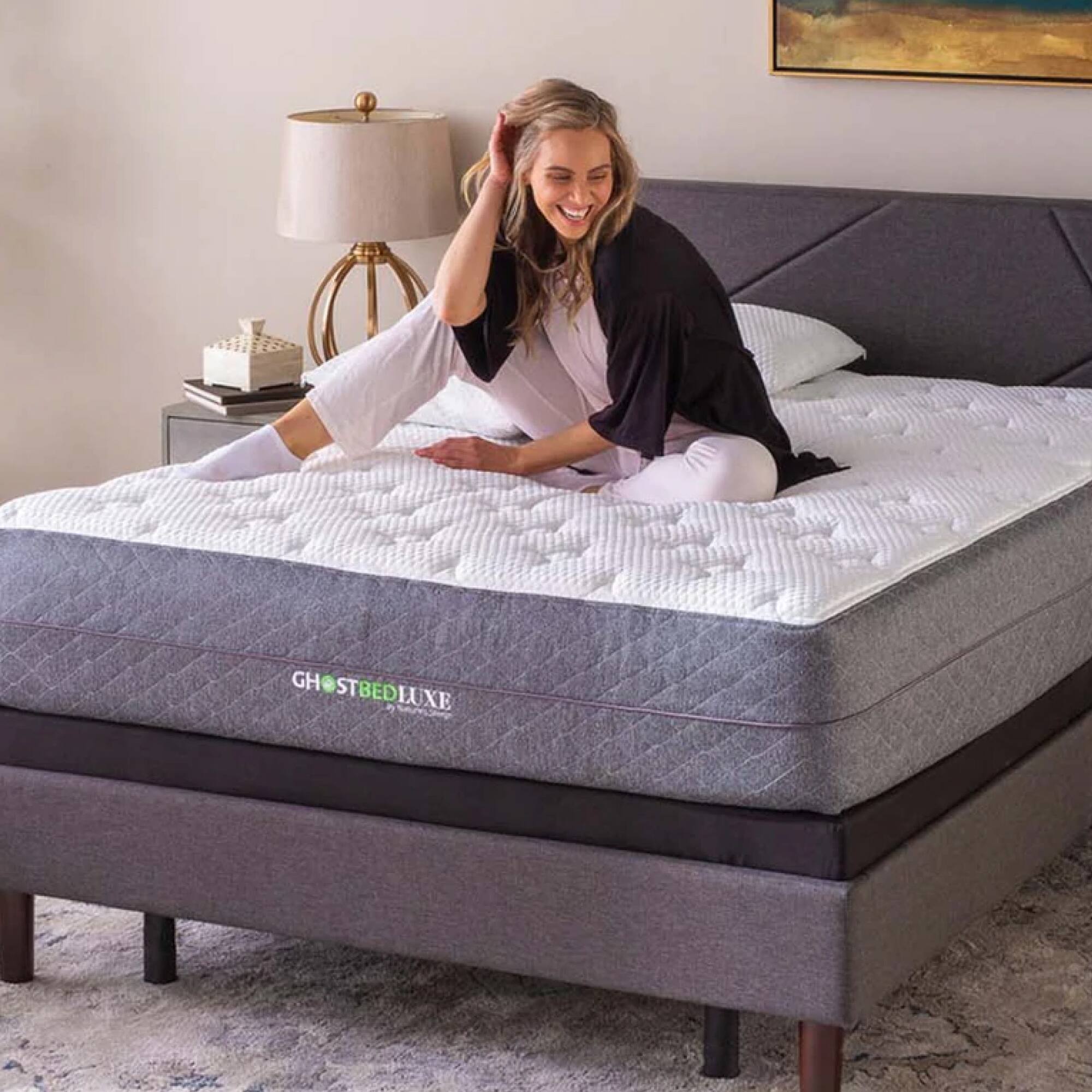 Alt View 22. Ghostbed - Luxe 13" Profile MF Mattress-Queen - White.