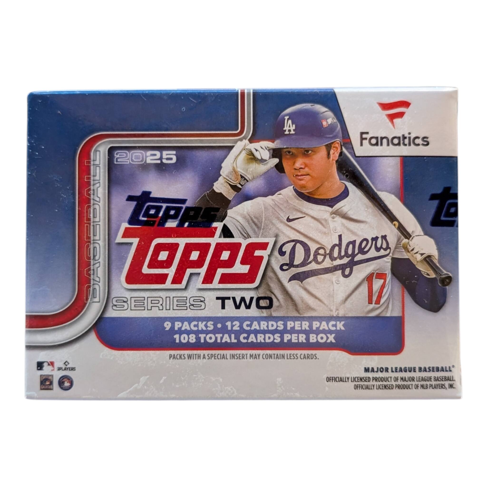 LA Fanatics 2025 BASEBALL TOPPS LOPPS Dodgers SERIES TWO  
9 PACKS • 12 CARDS PER PACK  
108 TOTAL CARDS PER BOX  
PACKS WITH A SPECIAL INSERT MAY CONTAIN LESS CARDS.  
MAJOR LEAGUE BASEBALL*  
OFFICIALLY LICENSED PRODUCT OF MAJOR LEAGUE BASEBALL  
OFFICIALLY LICENSED PRODUCT OF MLB PLAYERS, INC.