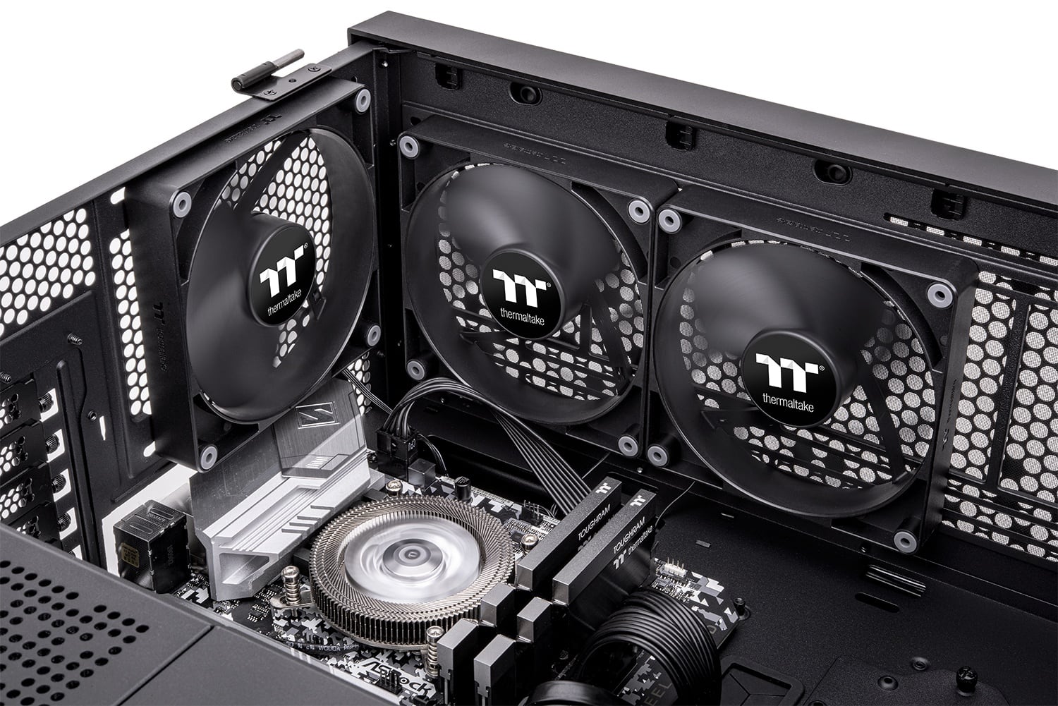 The text on the image reads "thermaltake".