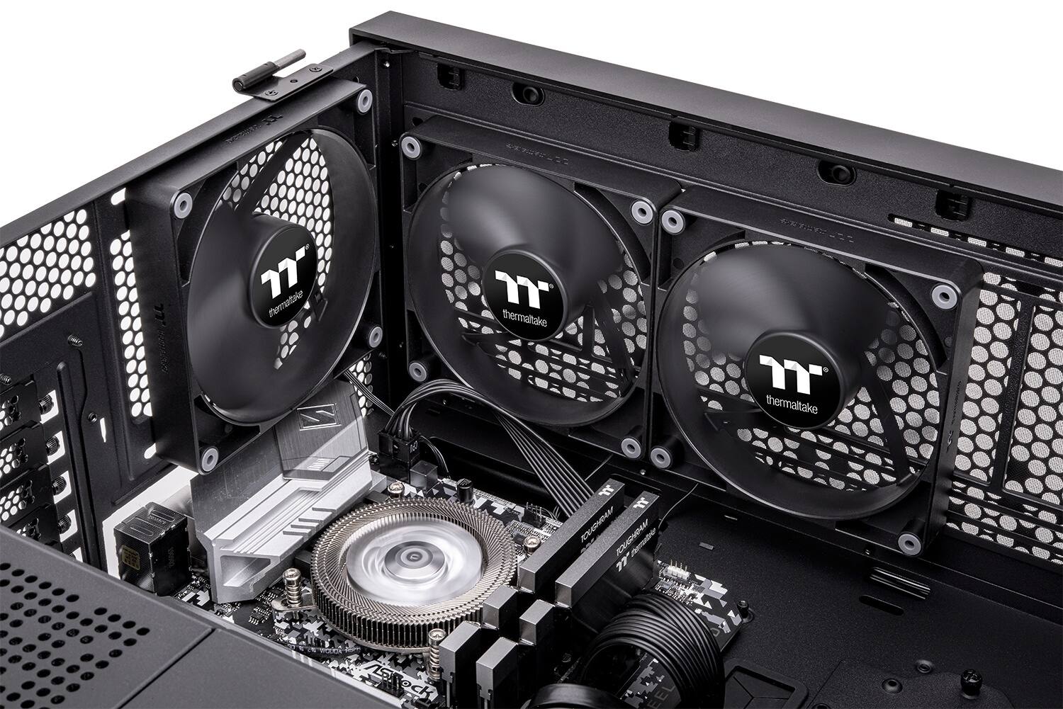 The text on the image reads "thermaltake".