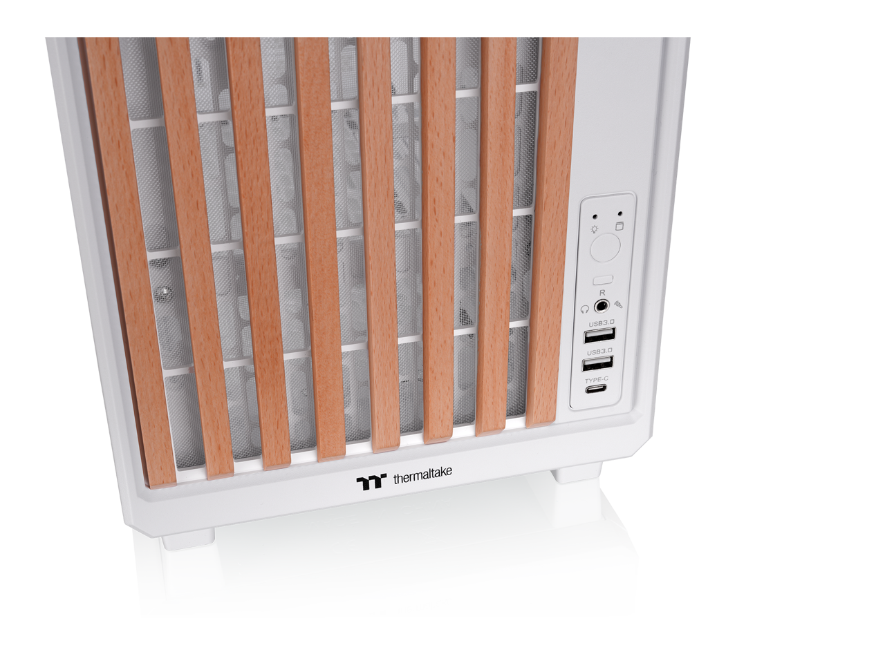 LSWO USe3.O TYPE-O  
thermaltake  
M HIY AYDE CE  
thermaltake