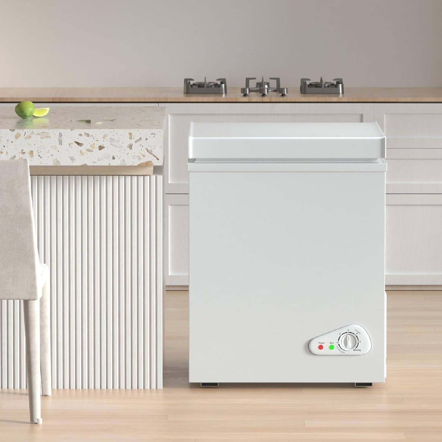 Alt View 2. Circus Cirle - 5.0 cu. ft. storage freezer with 7-level adjustable thermostat and removable basket, low noise, white - WHITE.