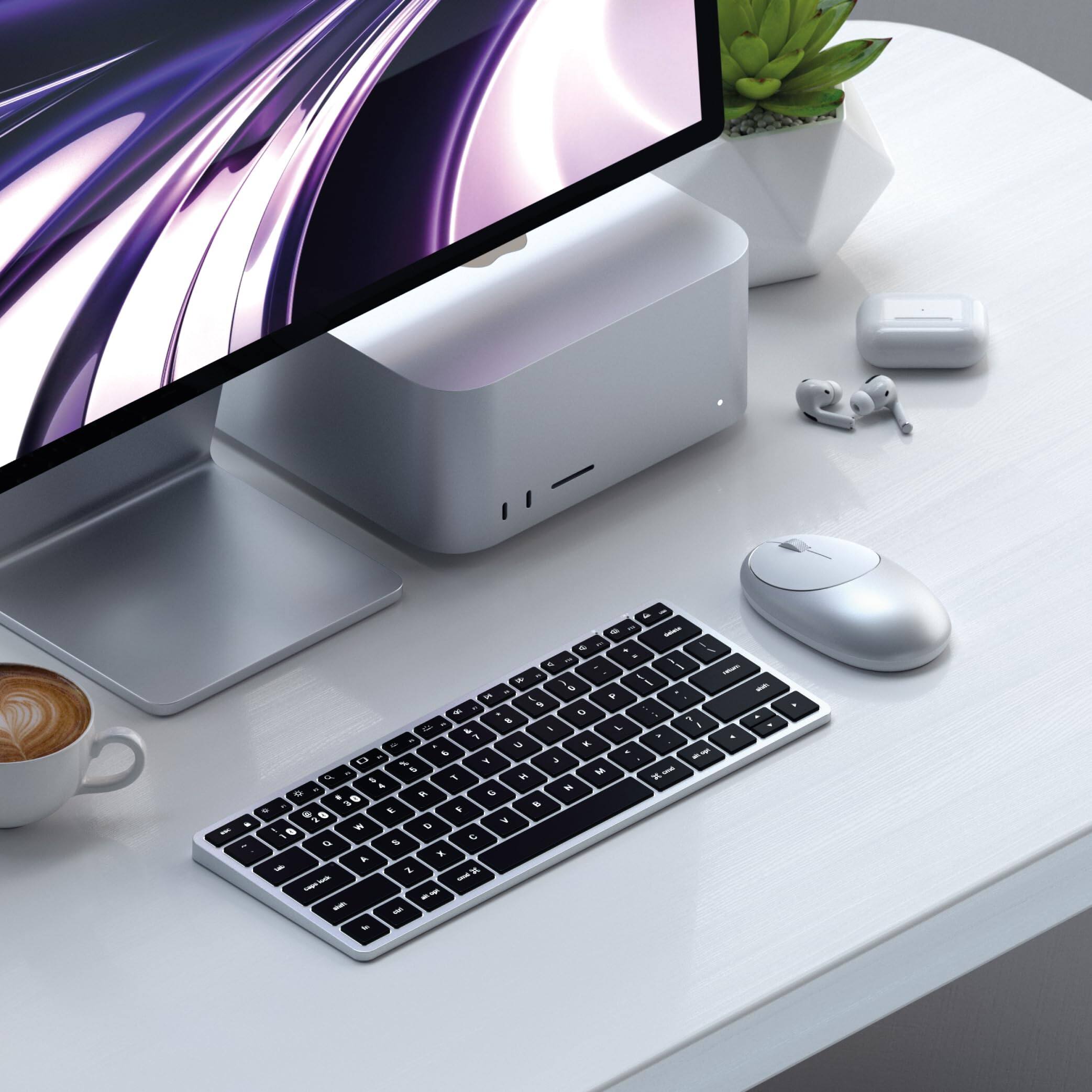 Alt View 2. Satechi - Satechi Slim X1 Bluetooth Backlit Keyboard - Illuminated Keys & Multi-Device Sync for Mac - Silver - Silver.