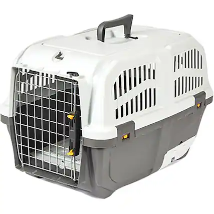 Front. Midwest - Skudo Travel Cat Carrier.
