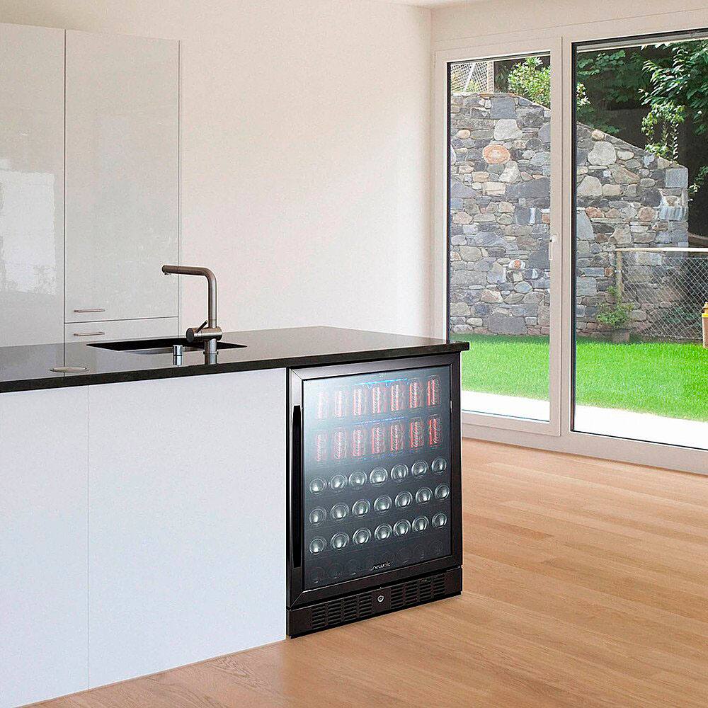 The text on the image is "Foodie I Eseerdl 2".