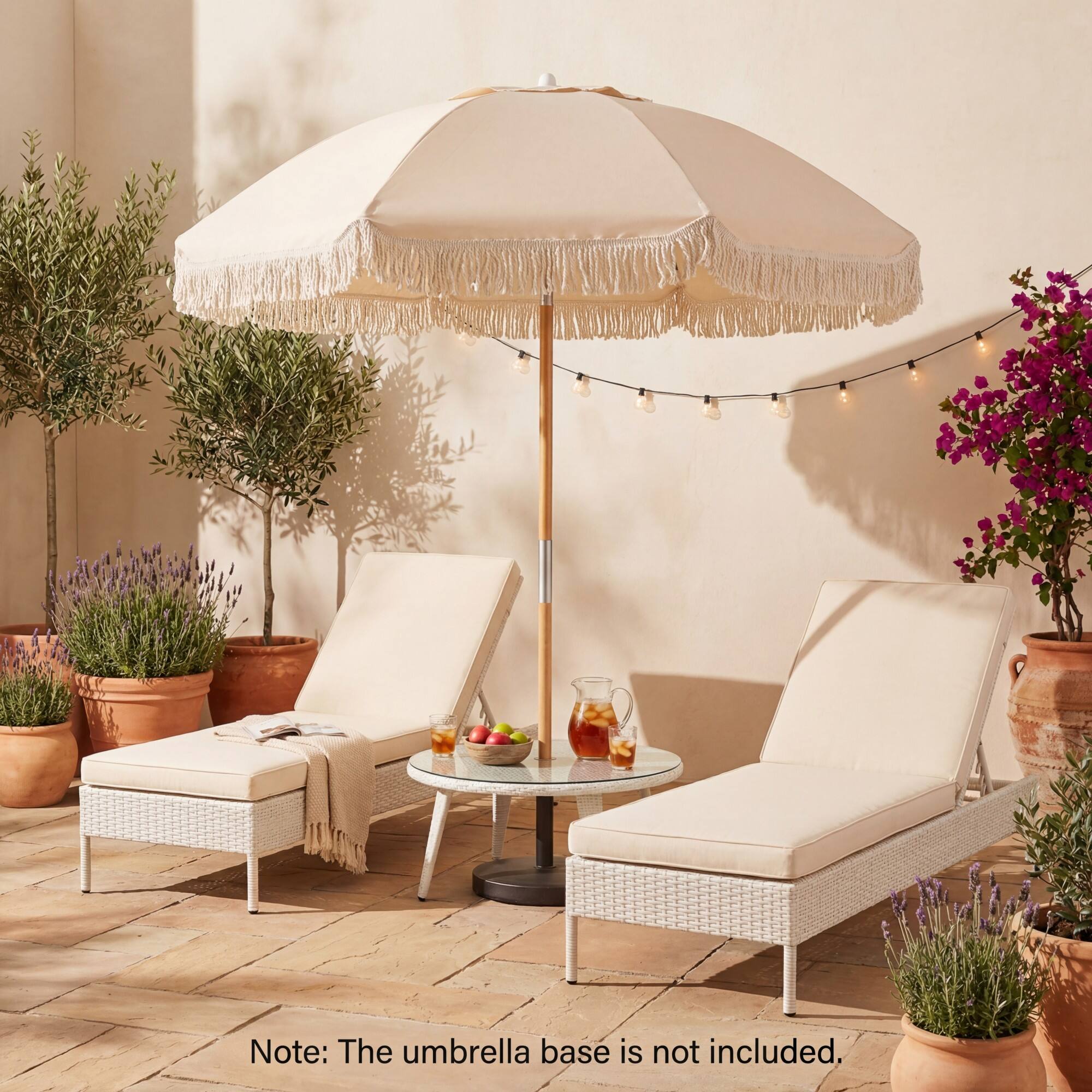 Note: The umbrella base is not included.