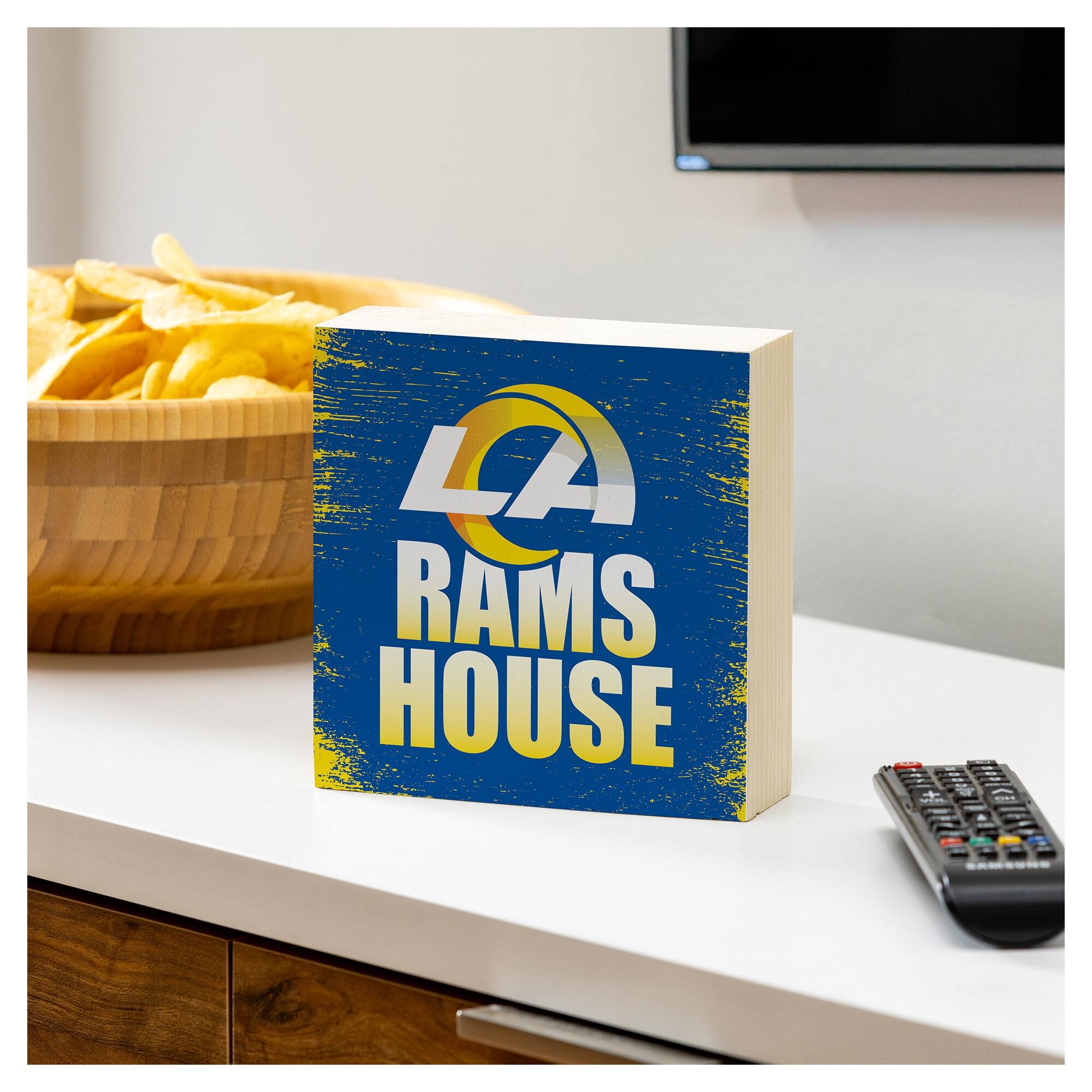 LA RAMS HOUSE