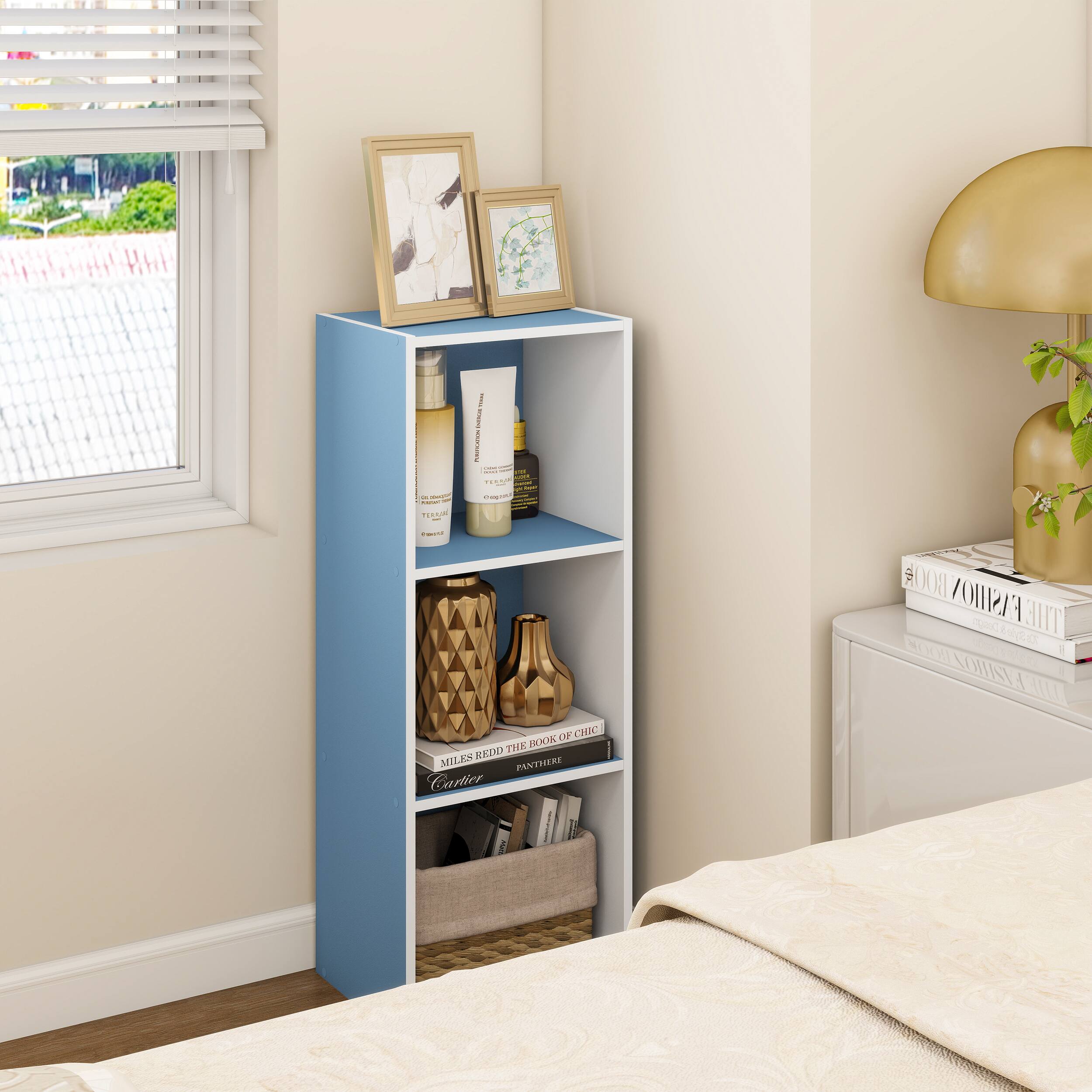 - I TECM
- HE
- Cora
- OF CHIC
- TIMA
- JRA
- MILEX
- REAN
- PANTZIERI
- Cartier
- BL
- FASHION
- THE
- 20X
- CO
- OIIST

Corrected text:
- I TECM
- HE
- Cora
- OF CHIC
- TIMA
- JRA
- MILEX
- REAN
- PANTZIERI
- Cartier
- BL
- FASHION
- THE
- 20X
- CO
- OIIST