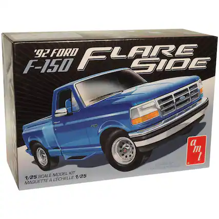 '92 FORD F-150 FLARE SIDE
1/25 SCALE MODEL KIT
MAQUETTE À L'ÉCHELLE 1/25
PLASTIC KIT / PLASTIQUE TROUSSE EN PLASTIQUE
a m t