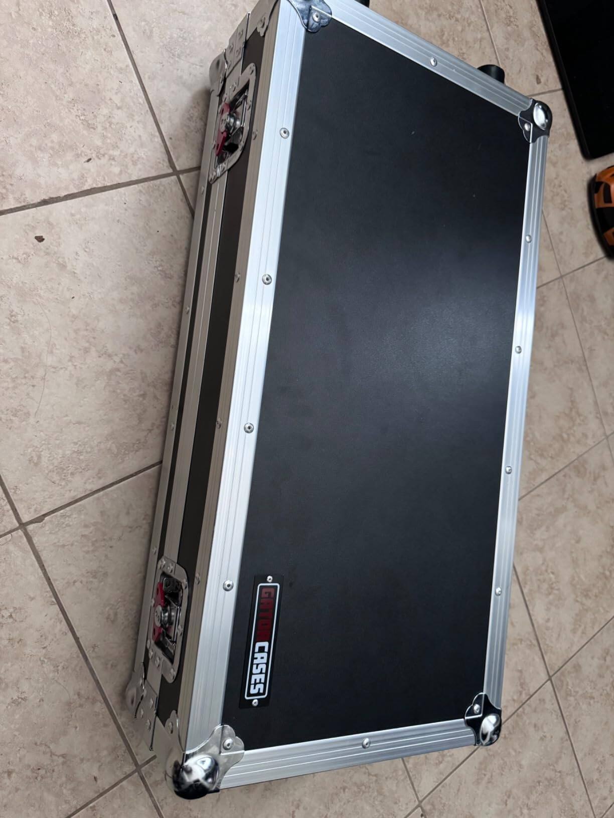 NY W 1 GATOR CASES