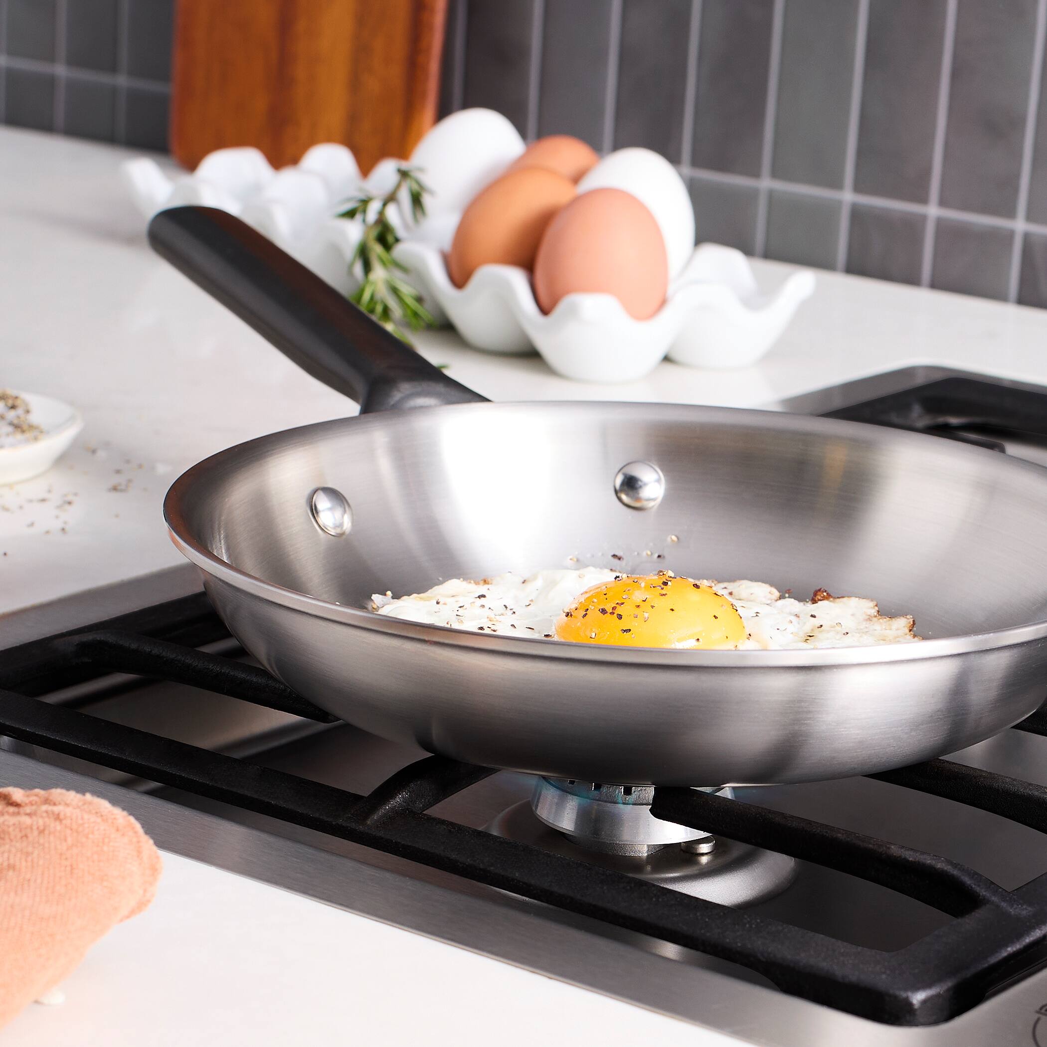 Alt View 4. ZWILLING - ZWILLING Milano Stainless Steel 8-inch Stainless Steel Fry Pan - Stainless Steel.