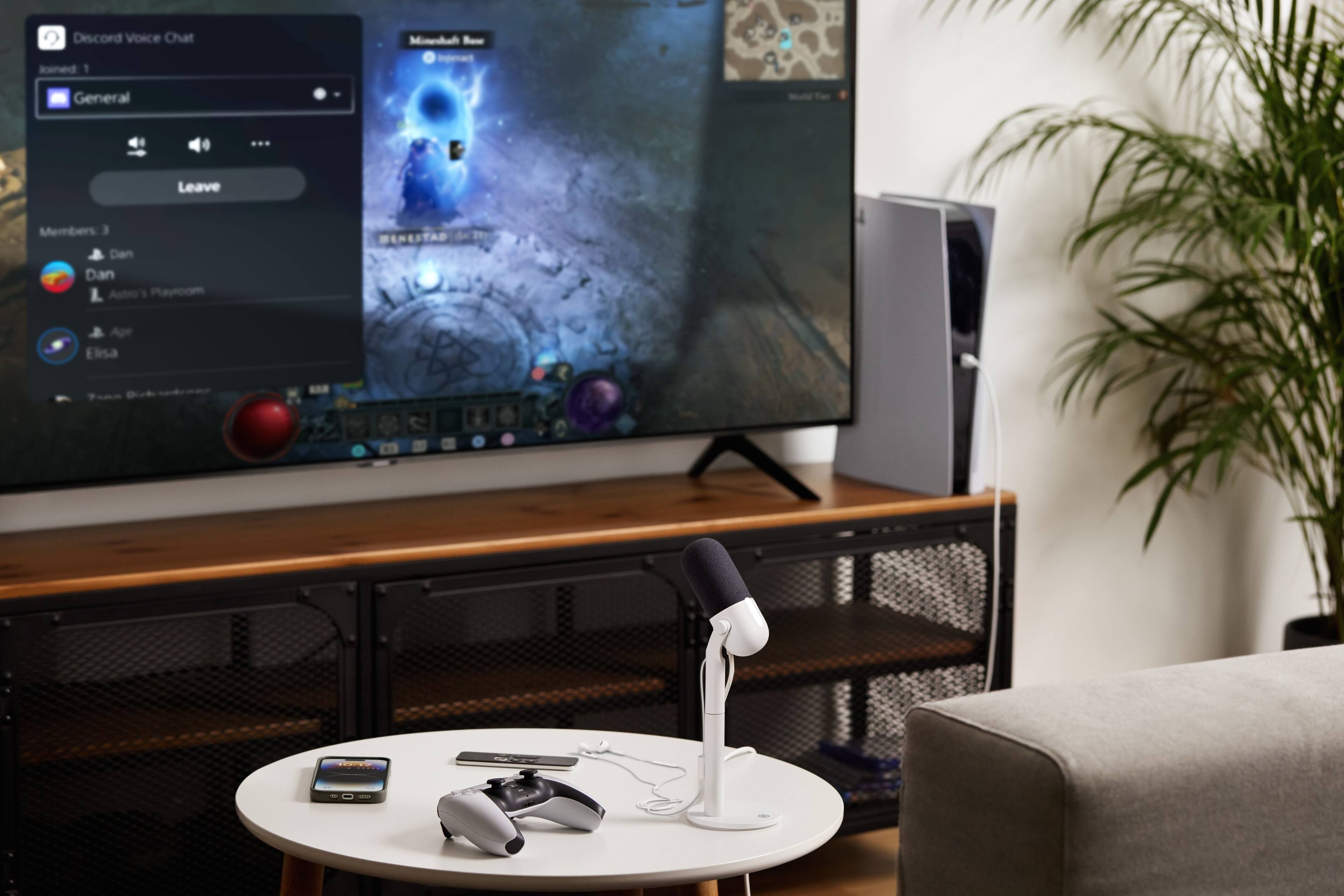 Discord Voice Chat  
Joined: 1  
General  
Leave  

Members: 3  
- Dan  
- Dan  
- Astro's Playroom  
- Age  
- Elisa  

BENESTAD  
Elisa  

Mindshard Base  
Invasion  
BENESTAD  
Mindshard Base  
Invasion  
BENESTAD