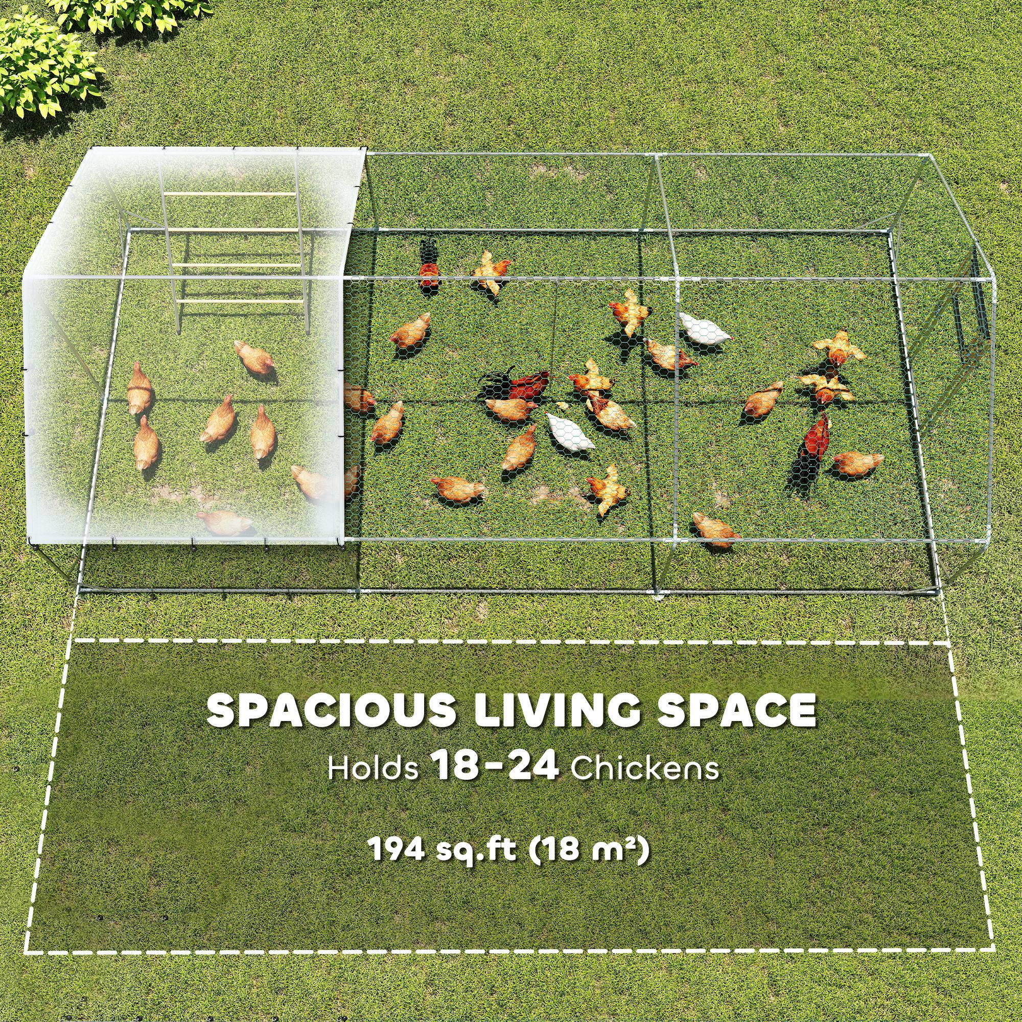 SPACIOUS LIVING SPACE  
Holds 18-24 Chickens  
194 sq.ft (18 m²)