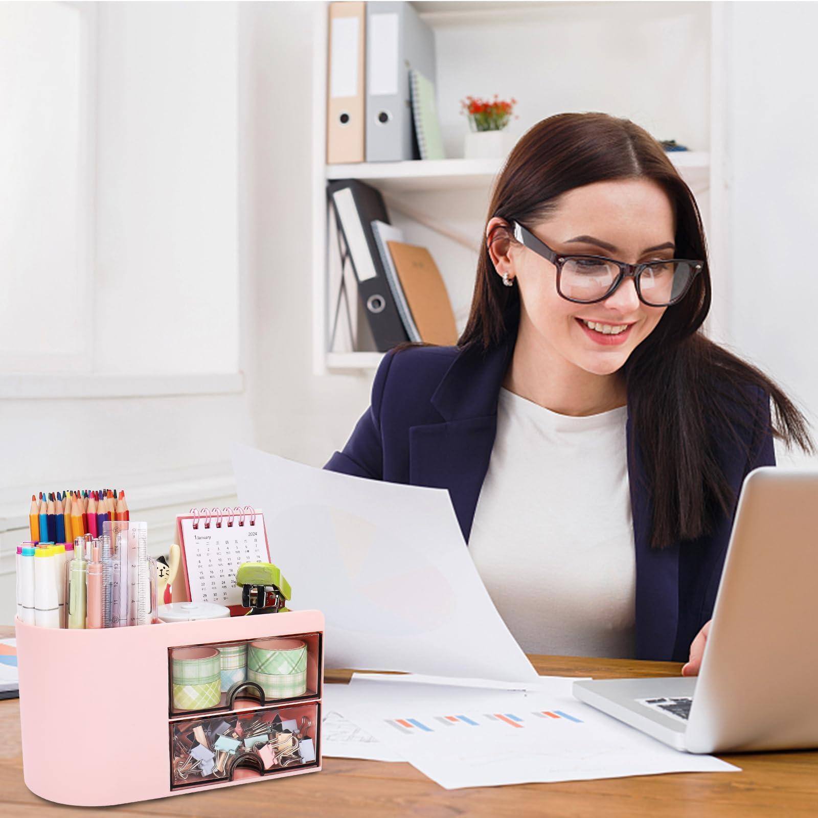 The text in the image appears to be "MIMINASSEAM" and "C...E". It seems like there might be some missing or obscured letters. Without additional context, it's difficult to correct or group the text accurately. If you have more information or a clearer image, I might be able to help further.