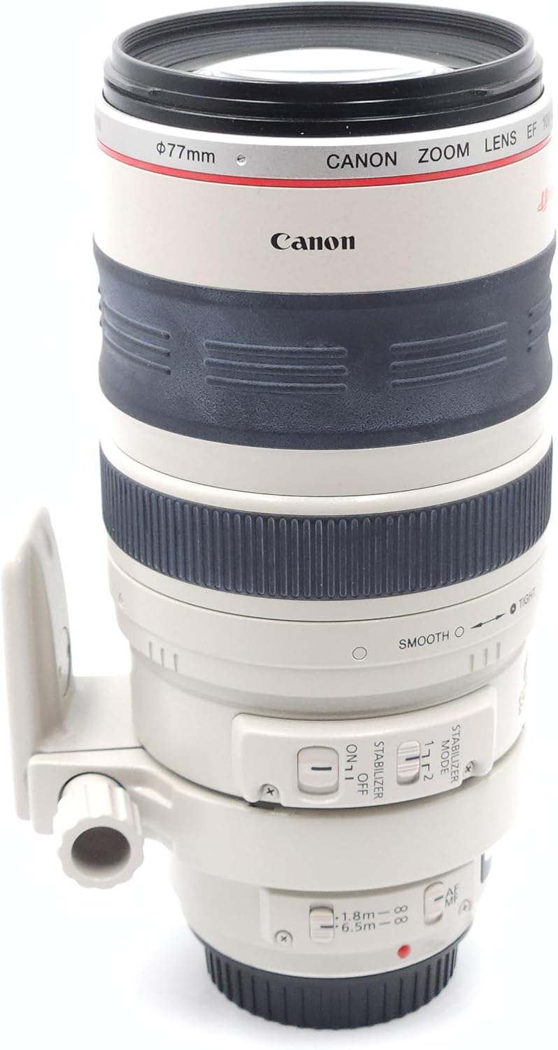 Canon EF Zoom Lens  
77mm  
Smooth  
Stabilizer: ON/OFF  
Stabilizer Mode: 1/2  
1.8m - ∞  
6.5m - ∞