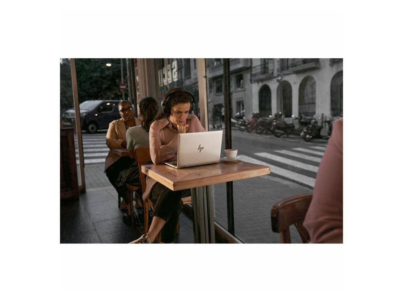 Alt View 10. HP - HP EliteBook 6 G1i 14" Touch - Intel Core Ultra 7 - 16 GB - 512 GB SSD - Pike Silver - Windows 11 Pro - Gray.