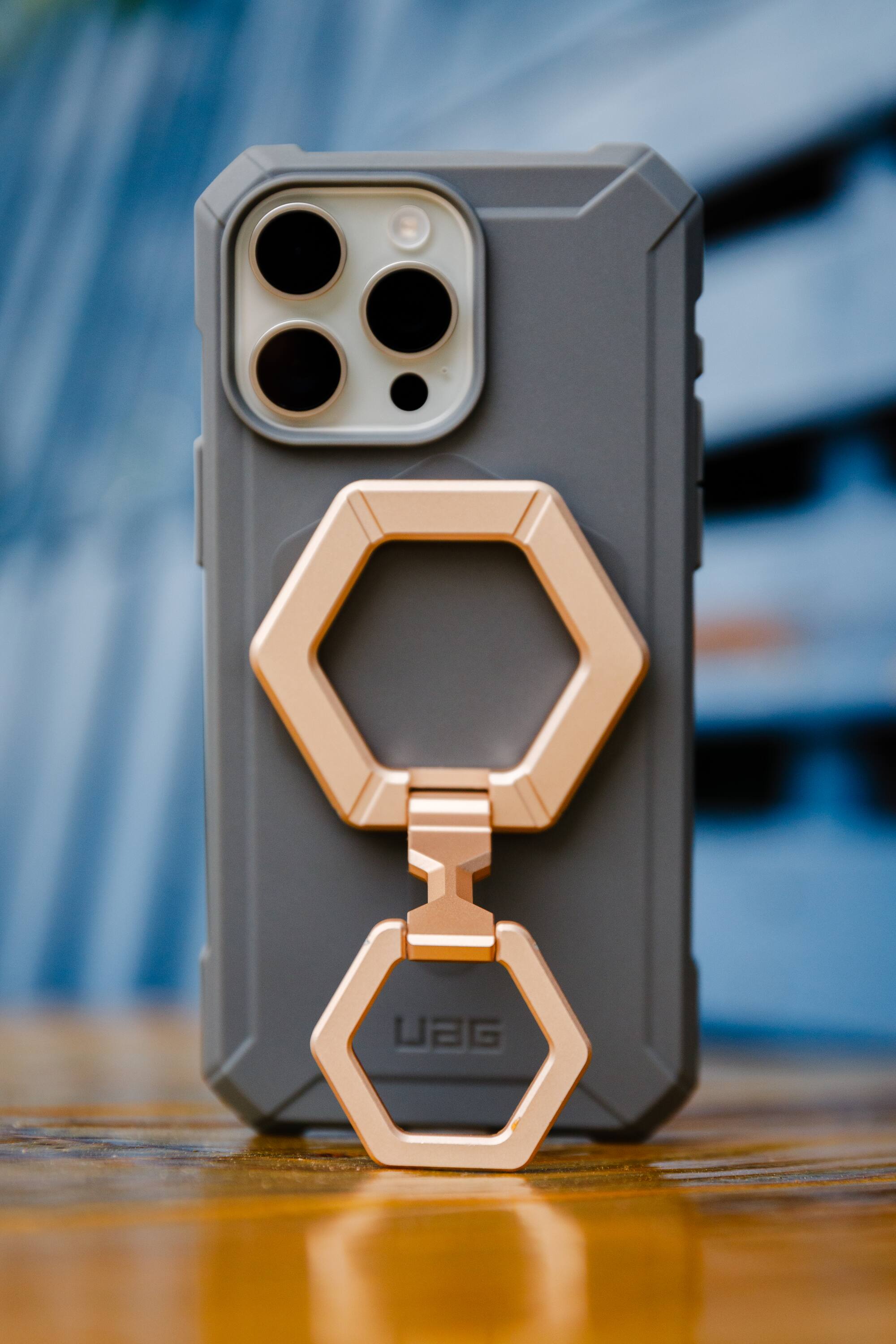 Alt View 22. UAG - Magnetic Ring Stand - Nude.
