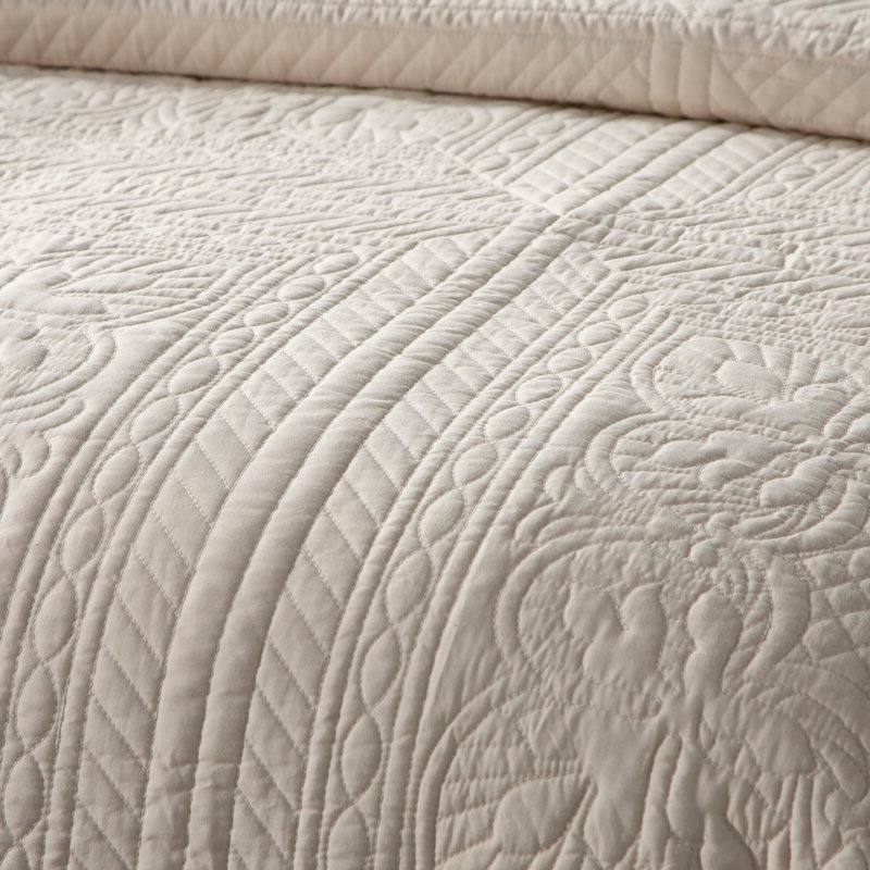 Back. Hivvago - Full/Queen size 3-Piece Reversible Scalloped Edges Microfiber Quilt Set in Cream - Cream.