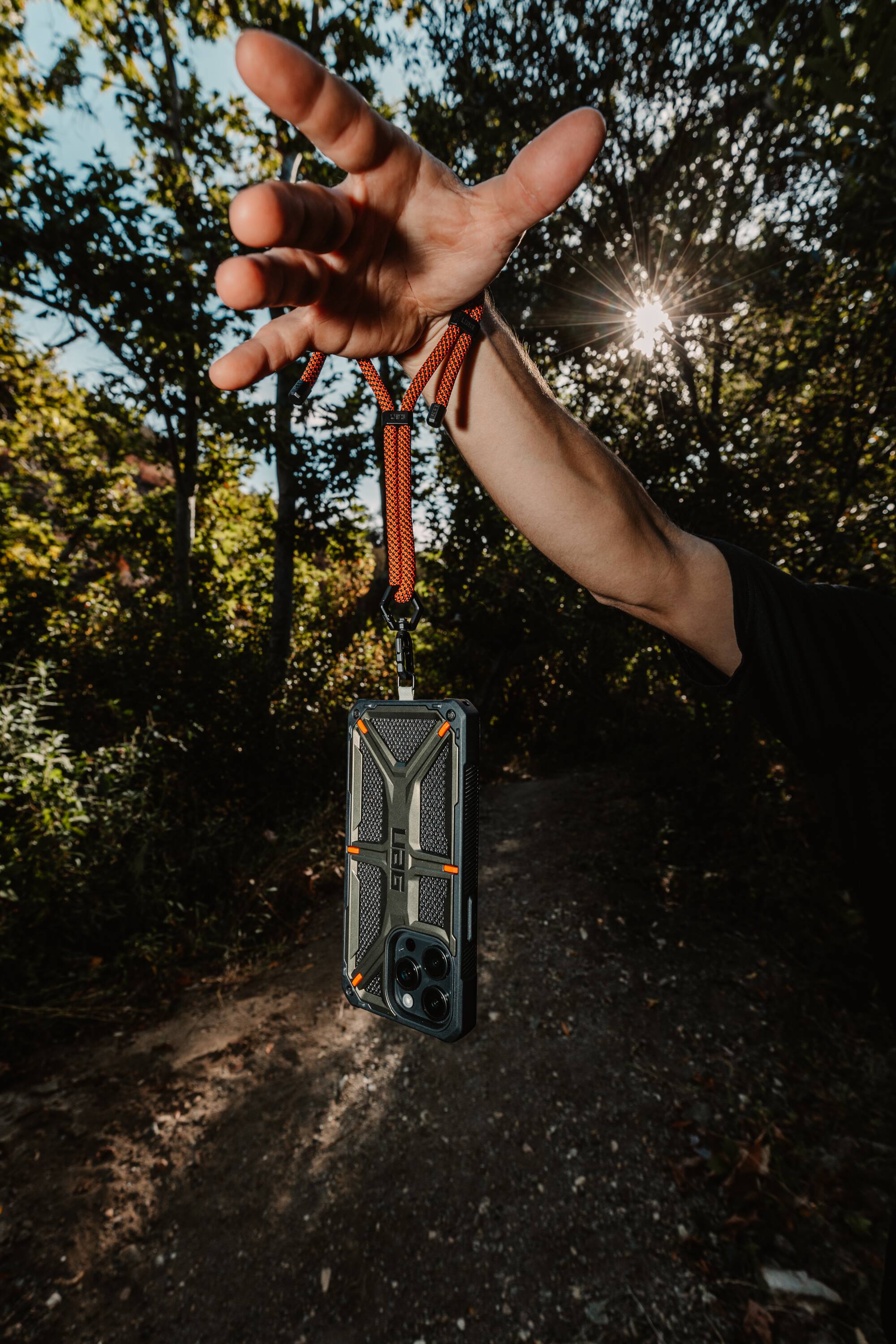 The text on the image reads "UaG."