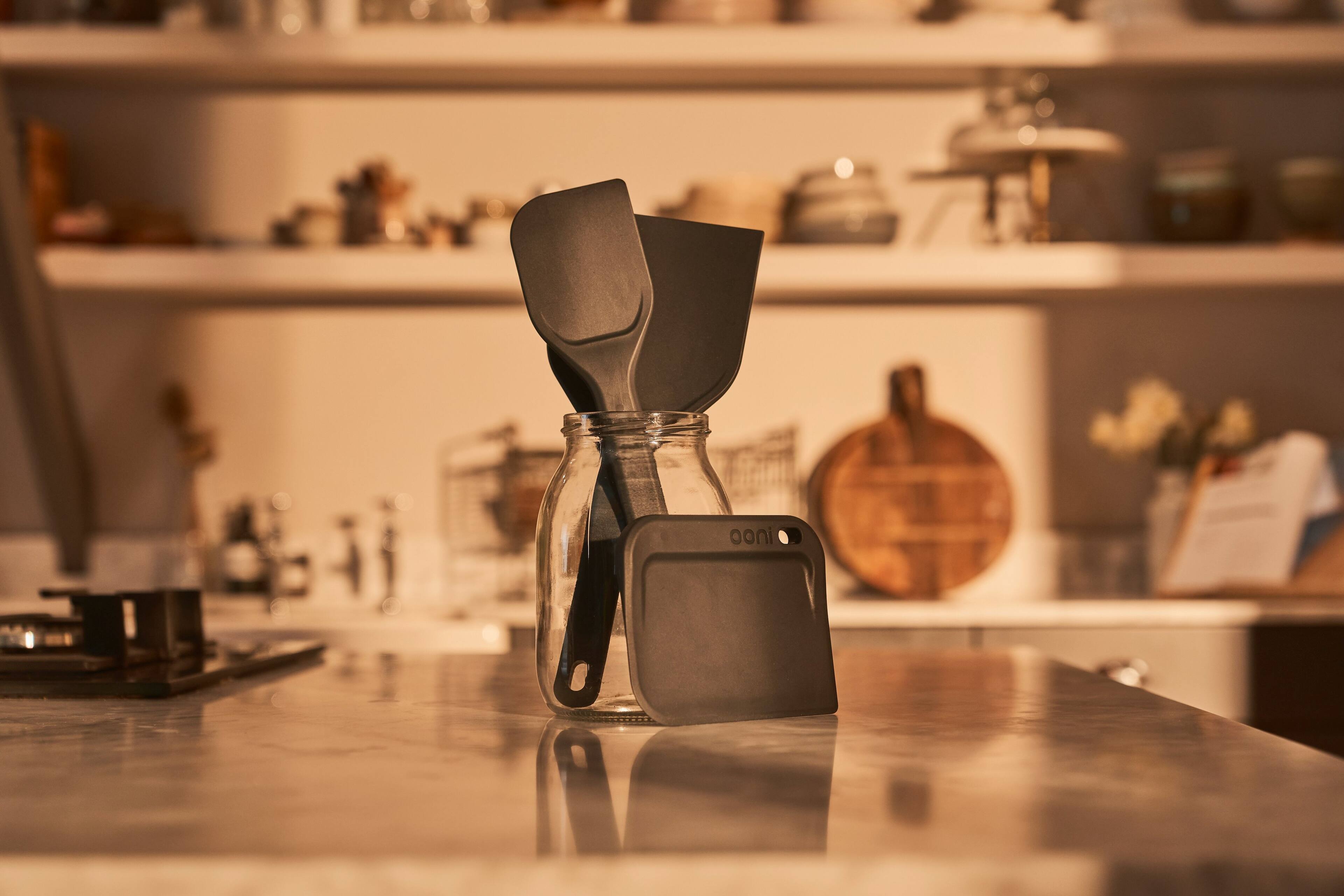 Alt View 13. Ooni - 3-Piece Dough Tool Set - Black.