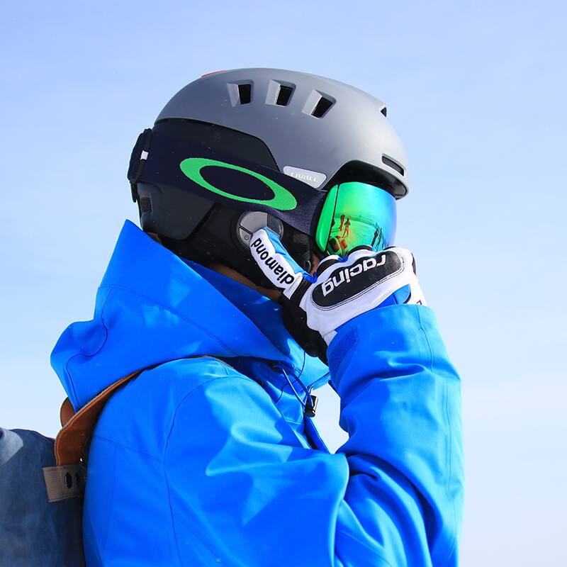 E LIVALI diamond racing

Giro