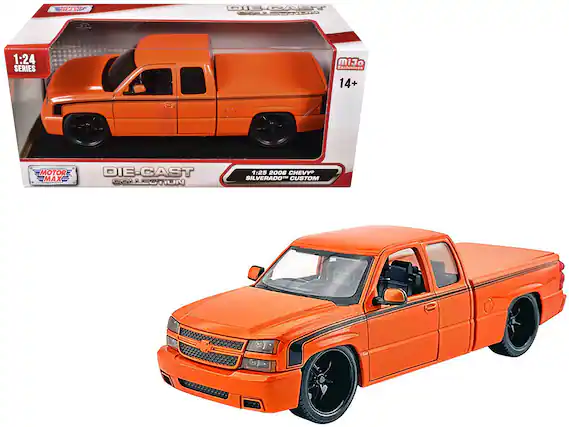 1:24 SERIES
MOTOR MAX DIE-CAST COLLECTION
1:25 2006 CHEVY SILVERADO CUSTOM
MJO Exclusives
14+