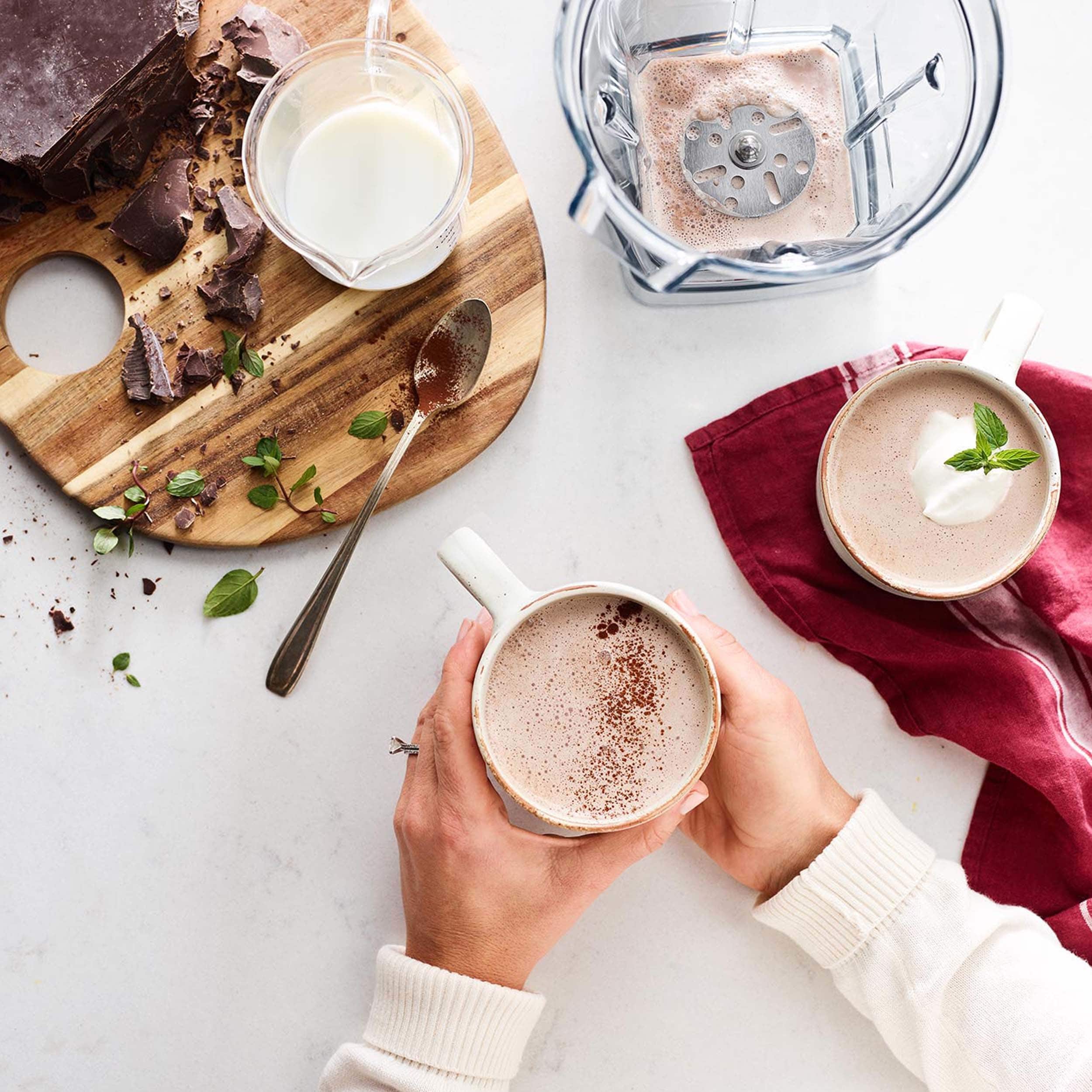 Alt View 11. Vitamix - 48-Ounce Aer Disc Blender Container with SELF-DETECT - Clear.