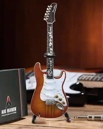 AXE HEAVEN
MINIATURE GUITARS