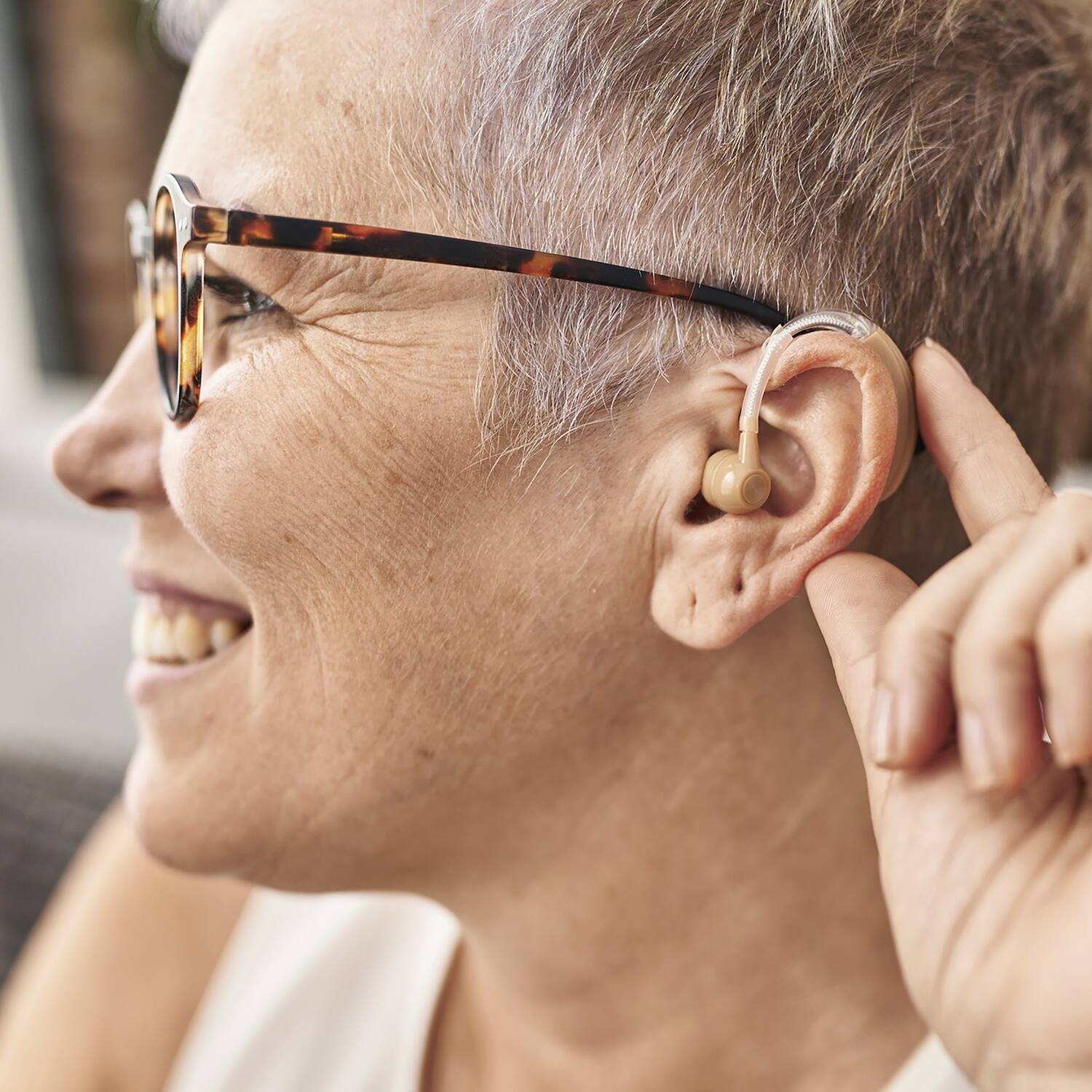 Alt View 8. Panasonic - Amplified Cordless Phone - KX-TGM450 - Silver.