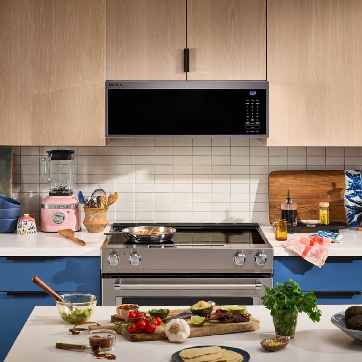 KitchenAid KitchenAid - 1.1 Cu. Ft. Low Profile Over-the-Range Smart Microwave with Sensor Cooking and Dual Fan Ventilation - Stainless Steel Fingerprint Resistant 3