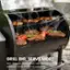 GRILL BIG, SERVE MORE With 585 sq.in. cooking area, cook multiple dishes at once perfect for family and friends gatherings.