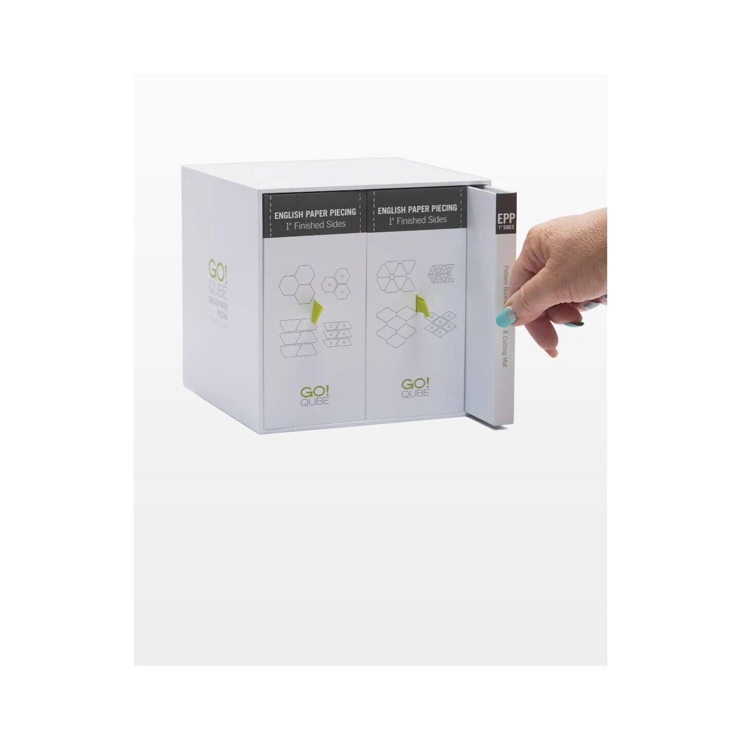 ENGLISH PAPER PIECING I Finished Sides ENGLISH PAPER PIECING I Finished Sides EPP + L GO! QUBE GO! QUBE - Cutting E