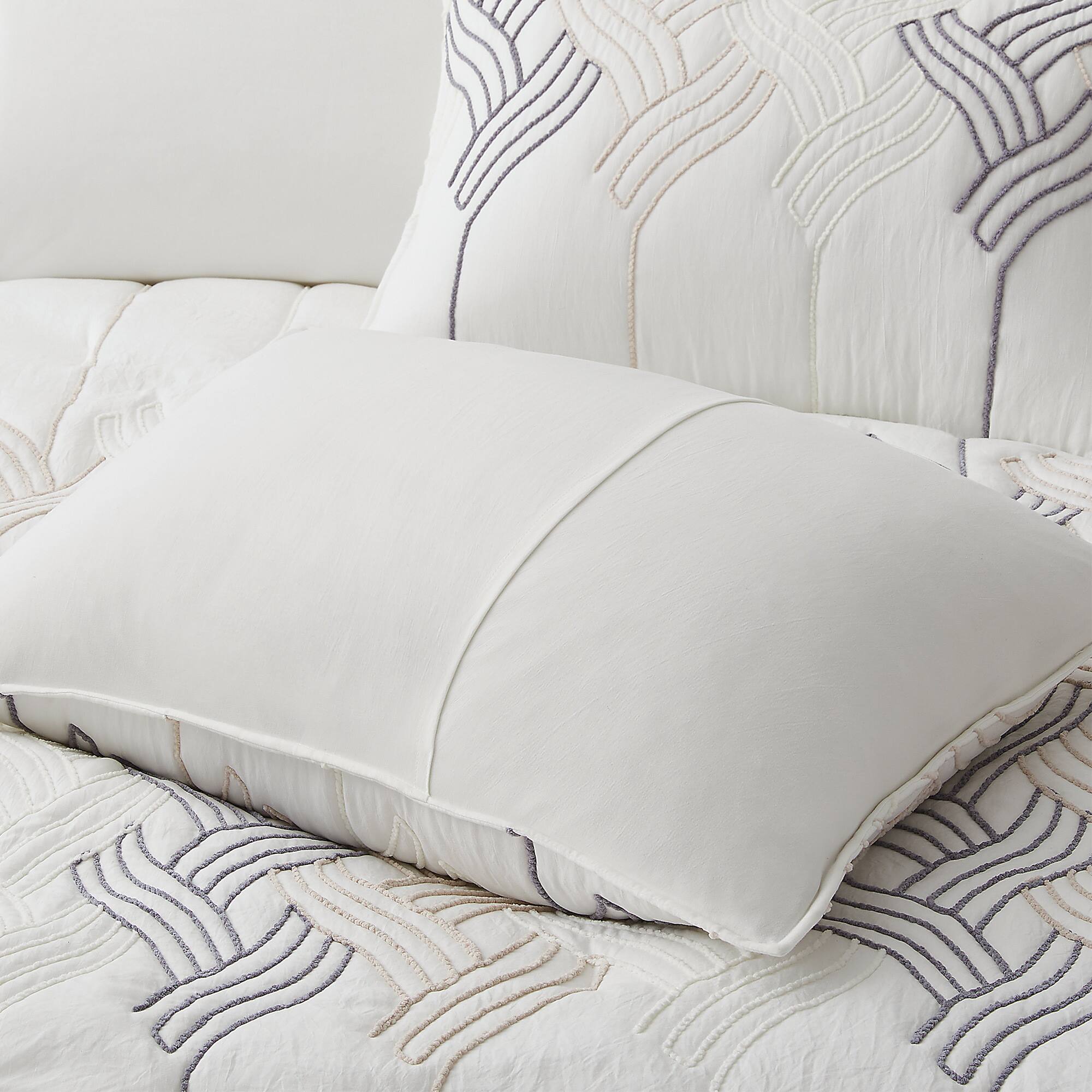 Alt View 1. Peace Nest - Peace Nest All Season Elegant Rope Embroidery Comforter Set, Twin - White.