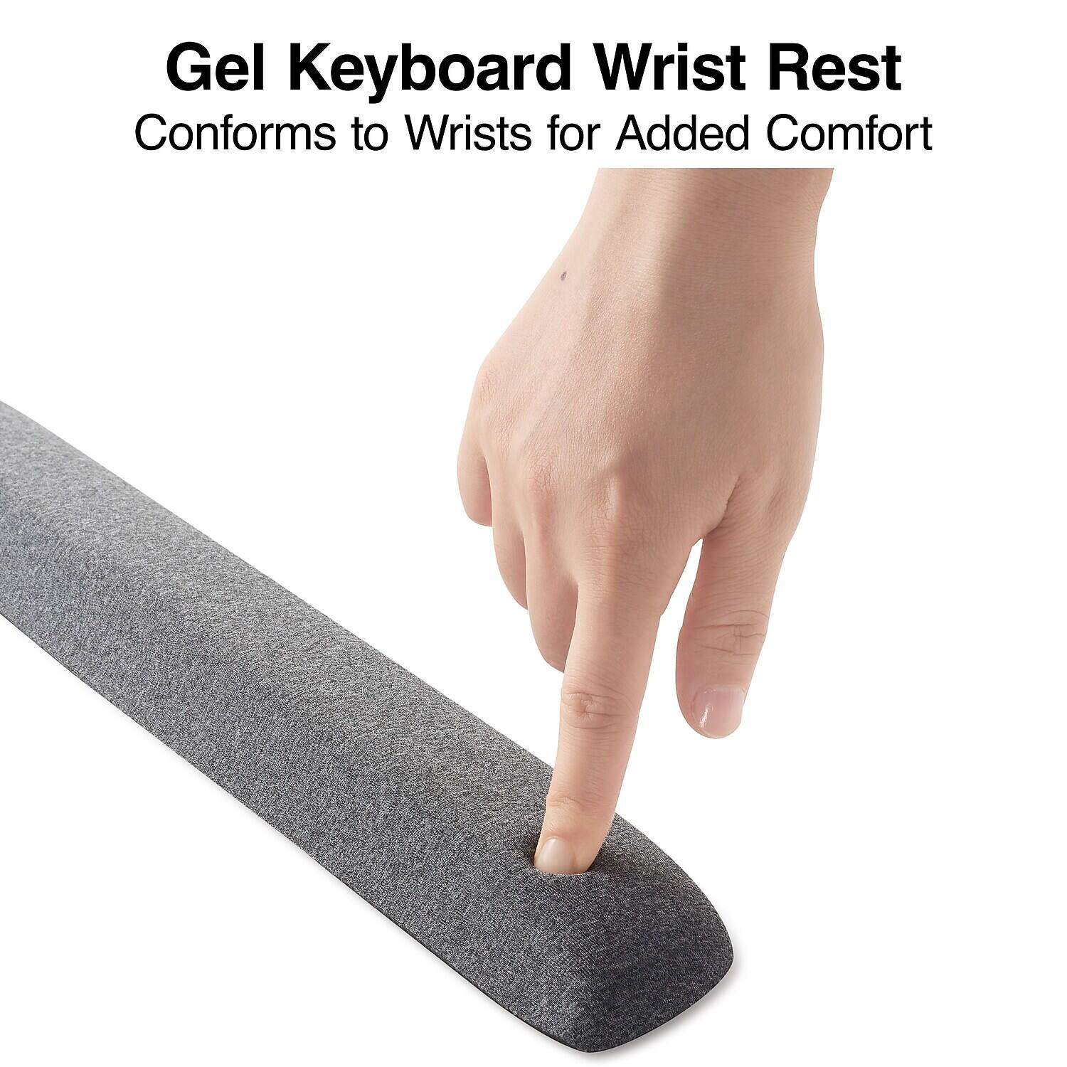 Gel Keyboard Wrist Rest  
Conforms to Wrists for Added Comfort