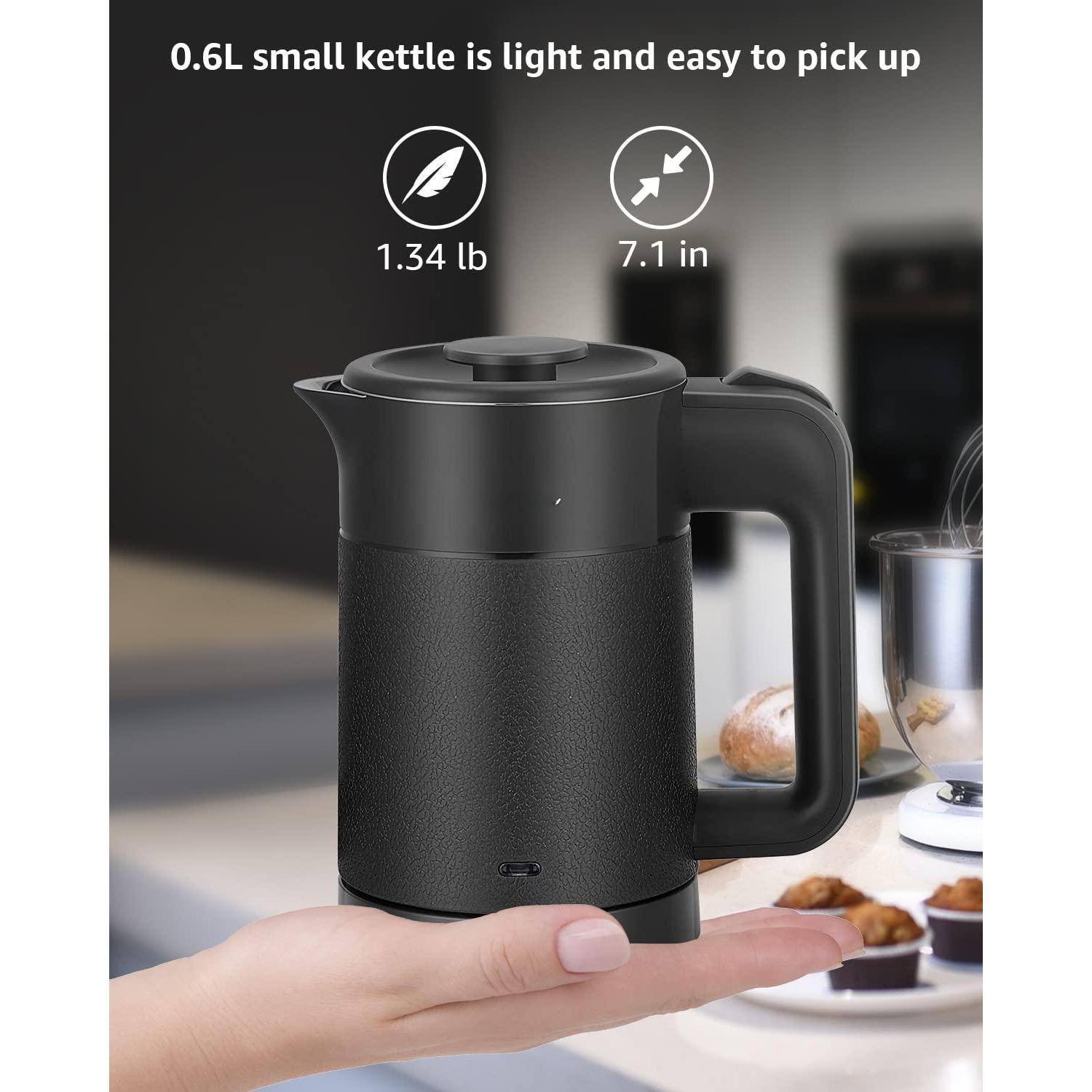 0.6L small kettle is light and easy to pick up  
1.34 lb  
7.1 in