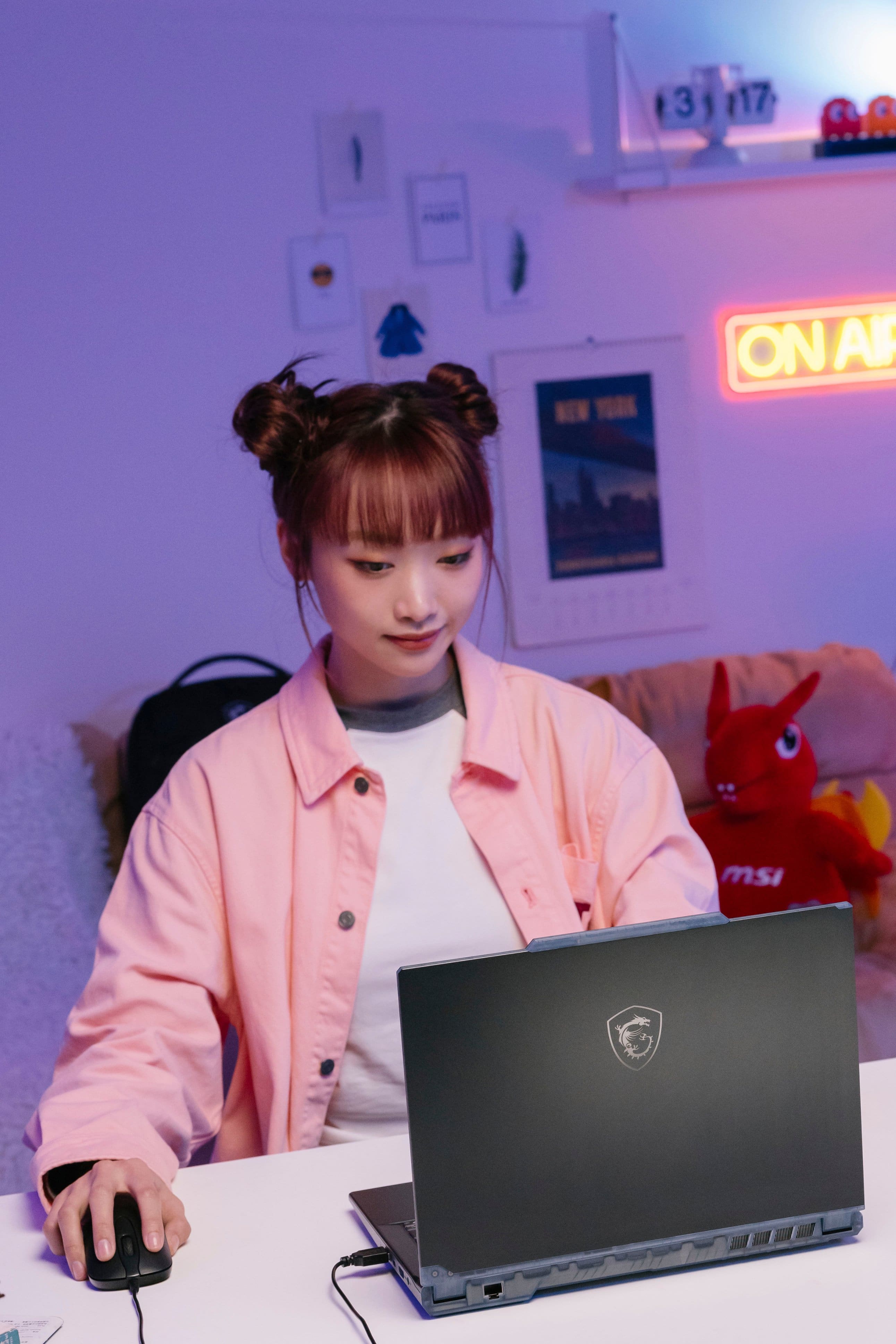 The text on the image reads "131717 3 117 ae ON AIR msi."