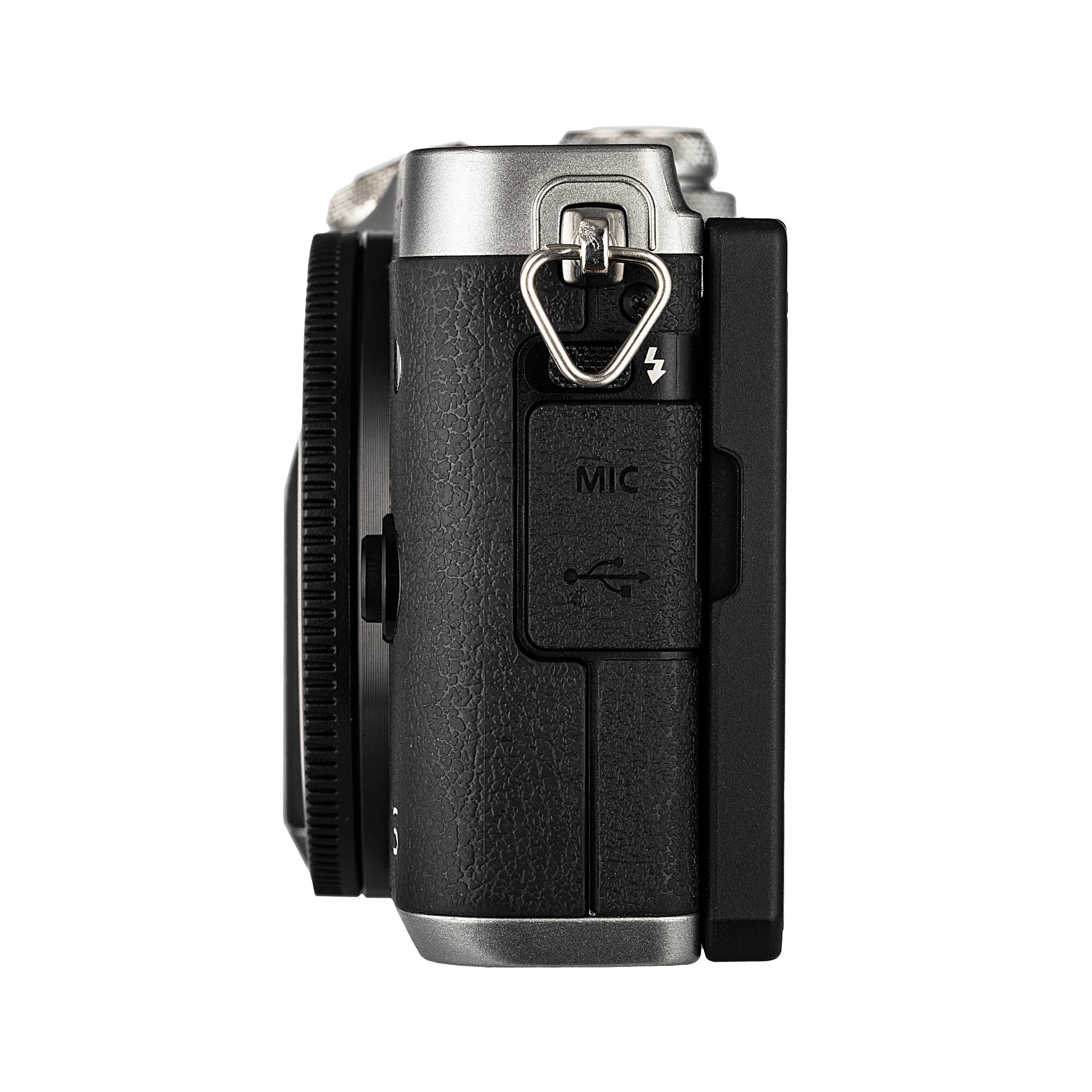 Alt View 4. Canon - Canon EOS M6 Mirrorless Camera (Silver) with 15-45mm Lens Starter Bundle - Silver.