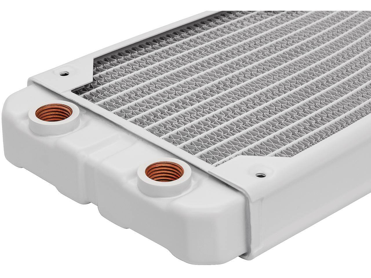 Alt View 4. CORSAIR - CORSAIR Hydro X Series XR5 240mm Water Cooling Radiator - White - White.
