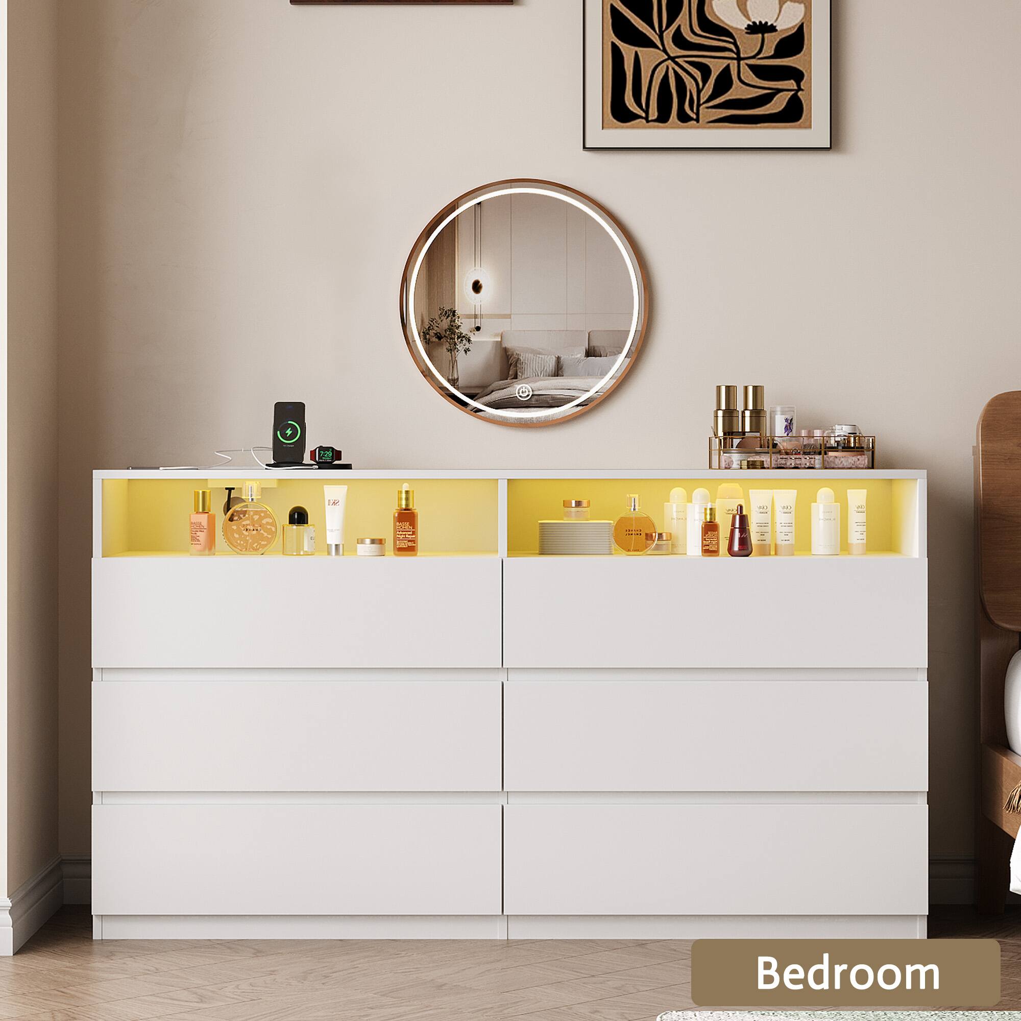 57 ALL co.

Bedroom