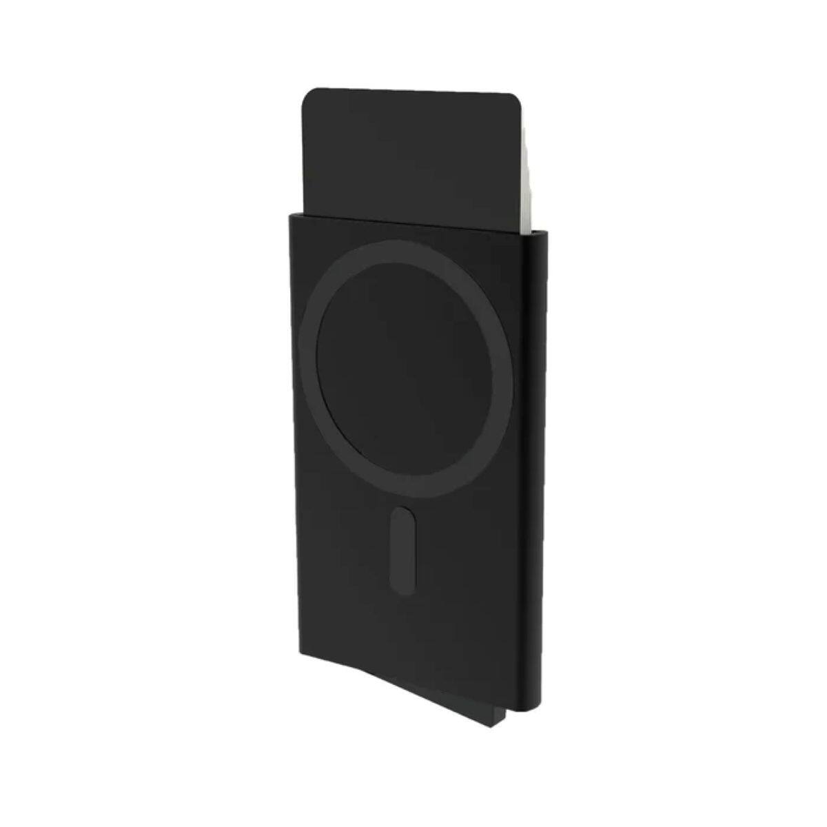 Angle. Valenta - Cardprotector Aluminium MagSafe Plus Black - Black.