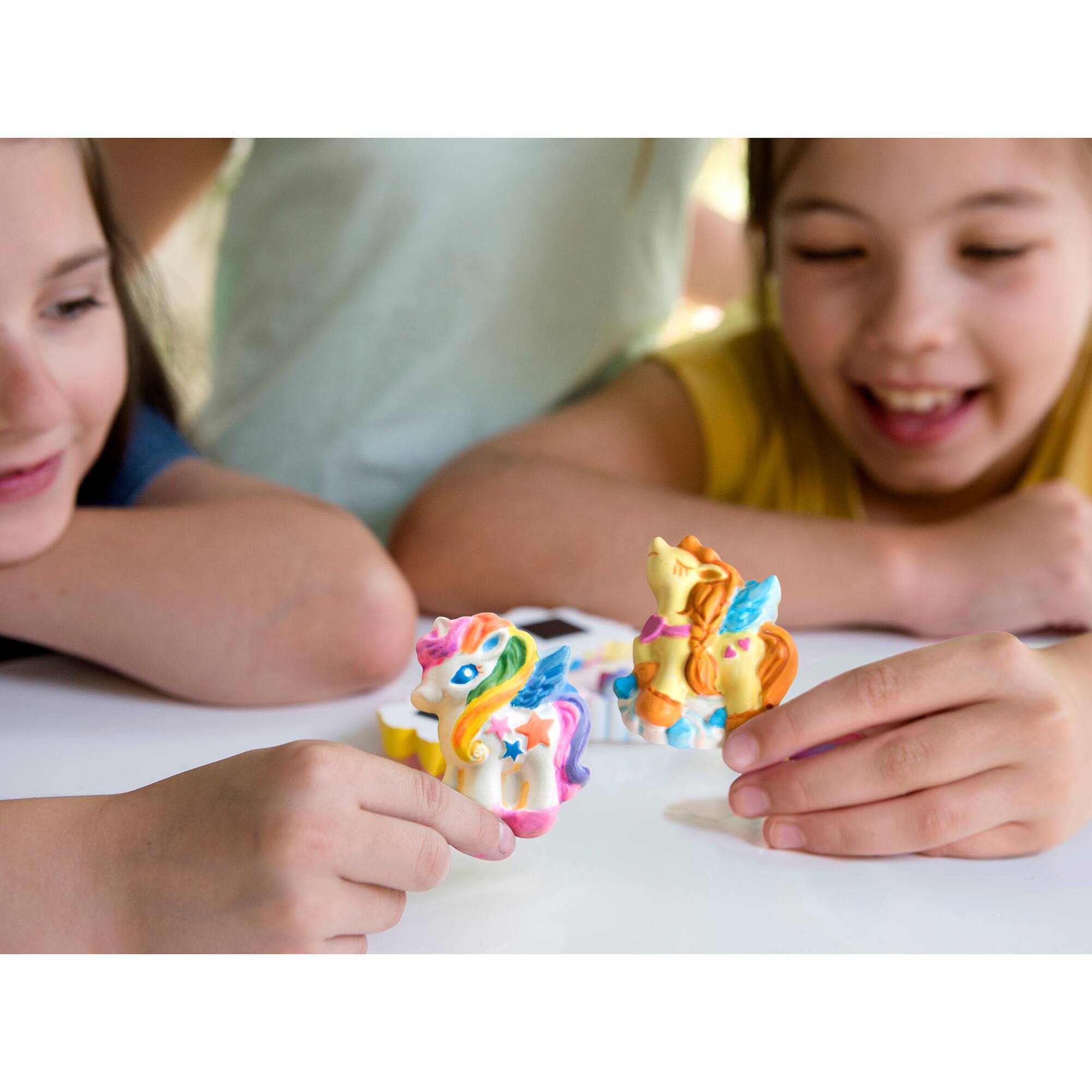Alt View 4. 4M - Mold and Paint Unicorns - DIY Plaster Fridge Magnets and Badges - Multicolor.