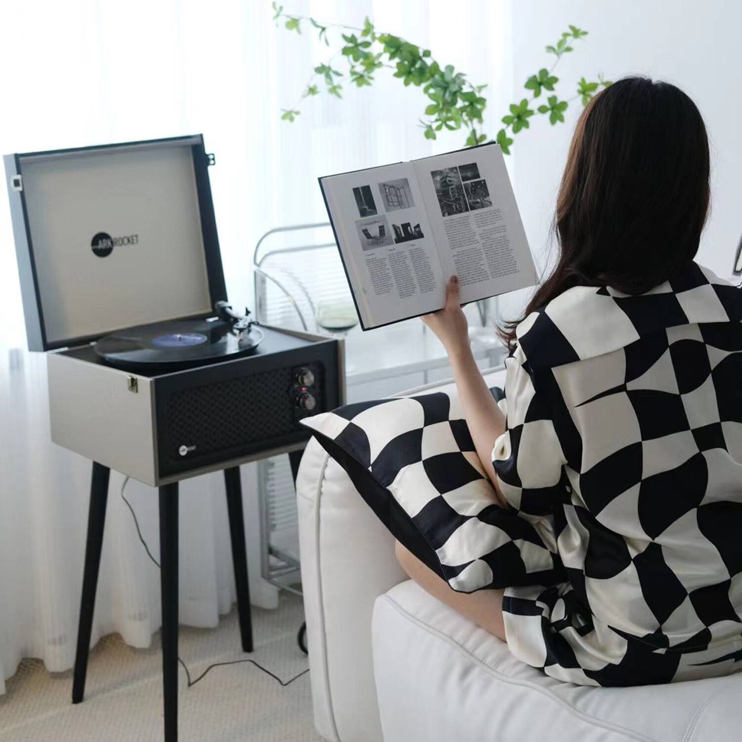 Alt View 1. Arkrocket - Arkrocket Discovery II 3-Speed Bluetooth Turntable with Speakers & Removable Legs – Gray - Gray.