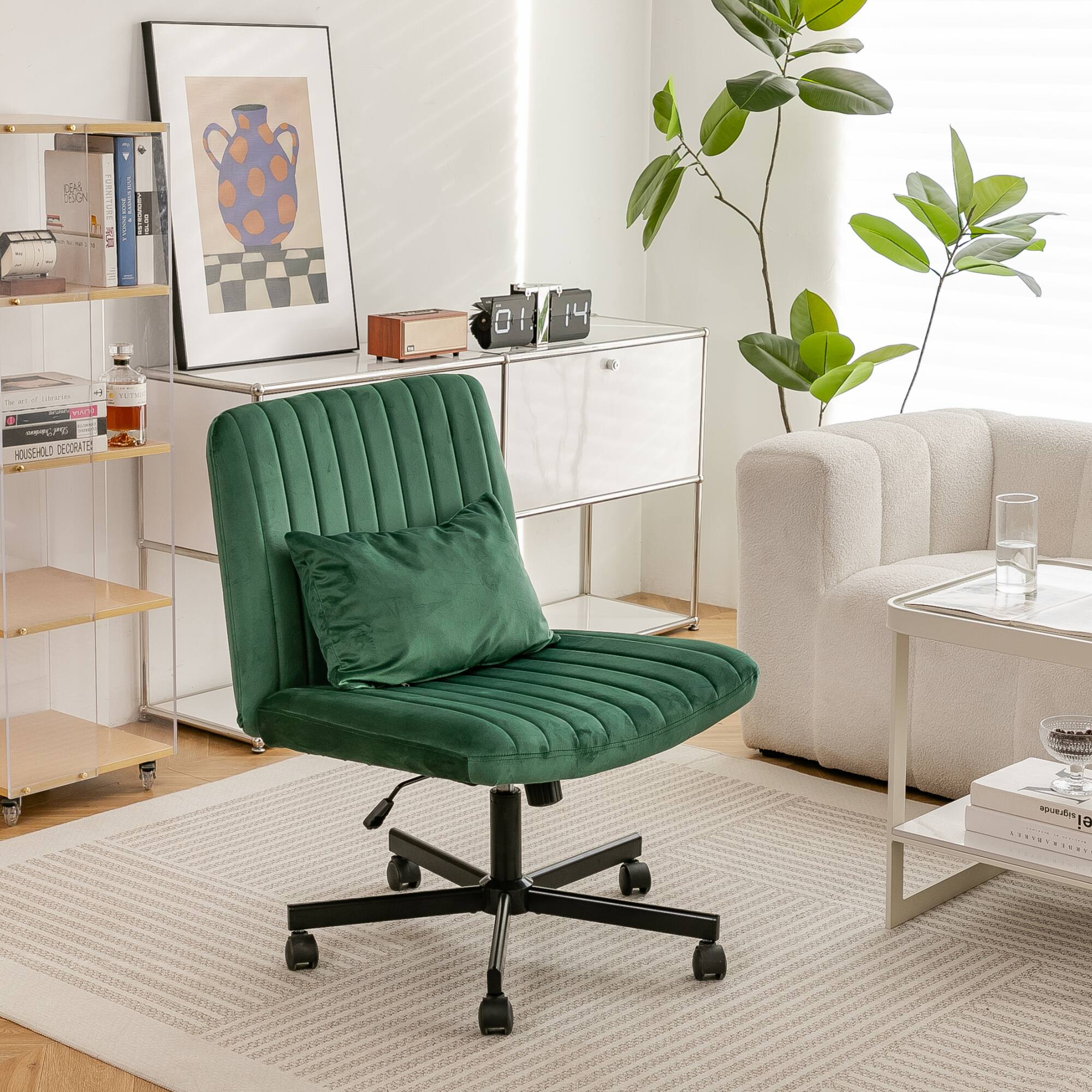 DAS SIG I 01 14 +1 o Ltoim woNn d HOUSEHOLD DECORATOR 301 - Hvt ei ....... .