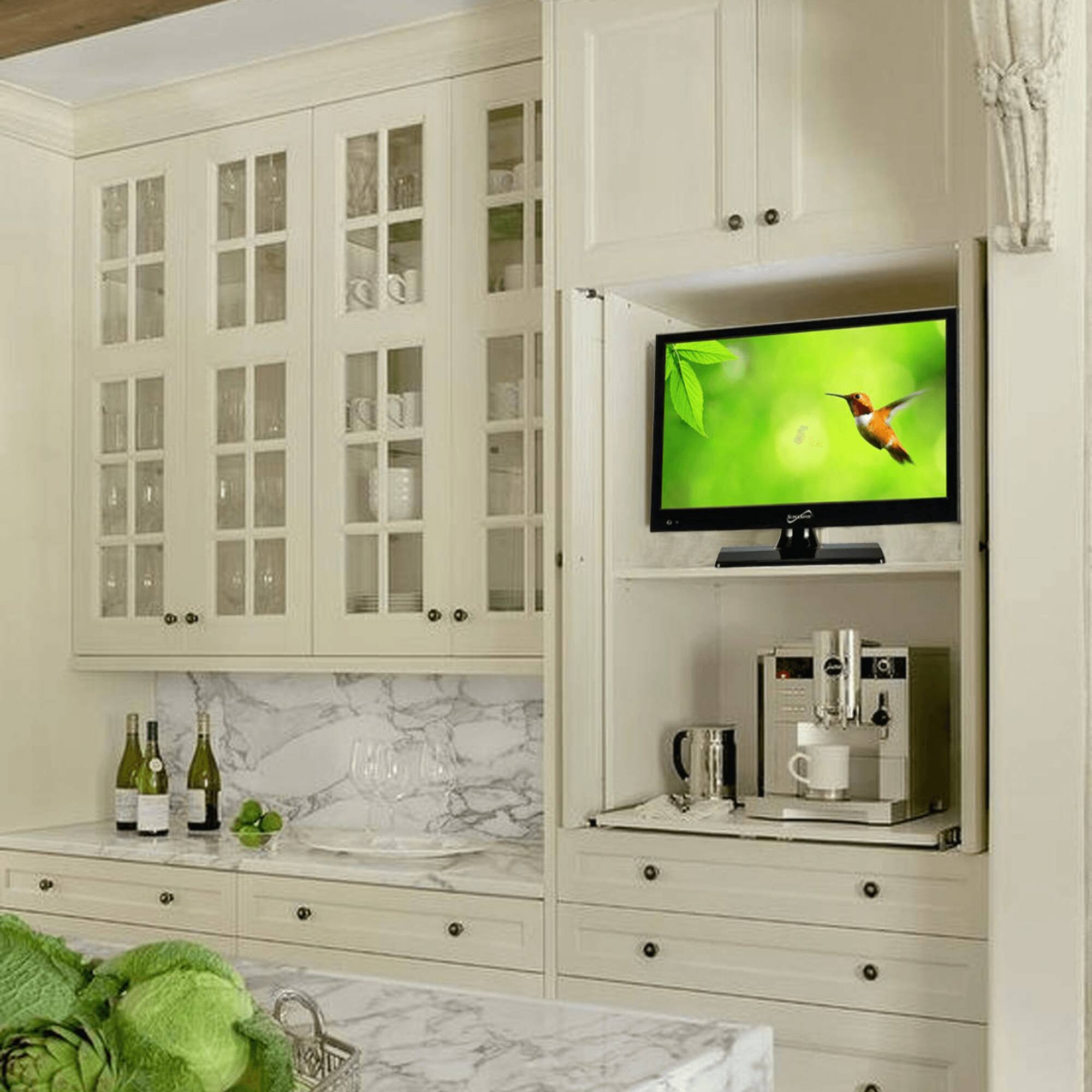 Alt View 1. Supersonic - 15.6" 12 Volt ACDC LED HDTV with DVD Player, USB, SD Card Reader and HDMI.