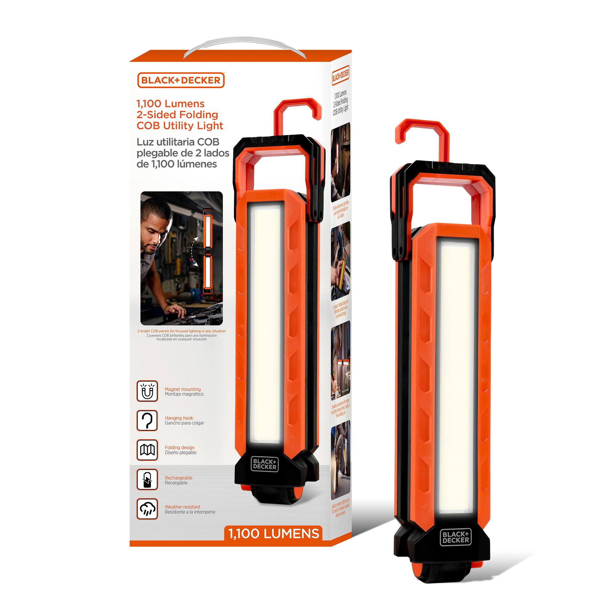 BLACK+ DECKER 1,100 Lumens 2-Sided Folding COB Utility Light Luz utilitaria COB plegable de 2 lados de 1,100 lmenes

BLACHEEGER Cotifor Sultura

: bright CDB pinels to boused lighting e ET  : pendes CO6 infonte res  Juminacin baseds c cusquier stuces

www. Magnet mounting Montaje magntico

Hanging book Gancho para colgar

Folding design Diseo plegable

BLACK+ DECKER

Rechargeable Recargable

Weather resistant Resistente: a intemperie

1,100 LUMENS

BLACK+ DECKER