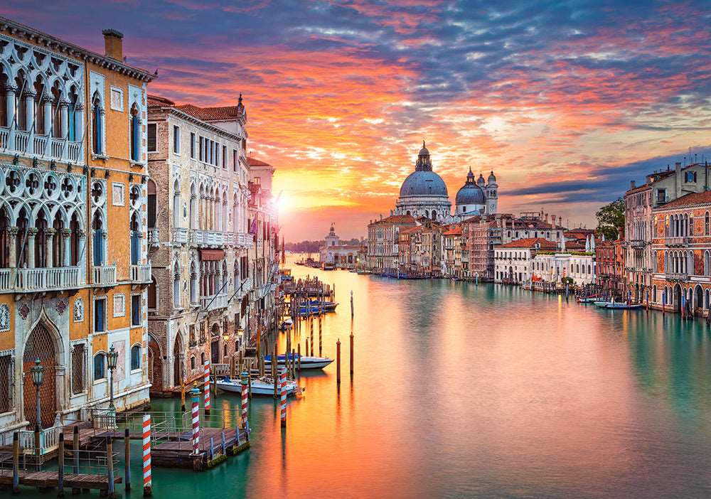Angle. Castorland - CASTORLAND 500 Piece Jigsaw Puzzle, Venice at Sunset, Italy, European puzzle, Italy puzzle, Adult Puzzles, B-52479 - Red.