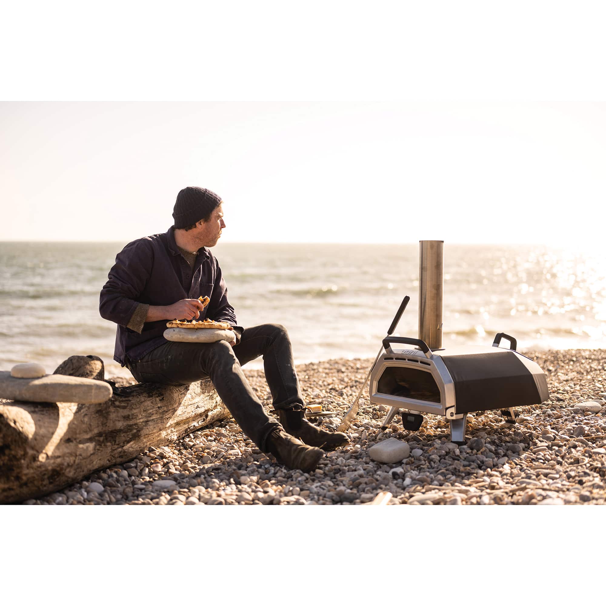 Alt View 17. Ooni - Karu 16 Multi-Fuel Pizza Oven - Black.