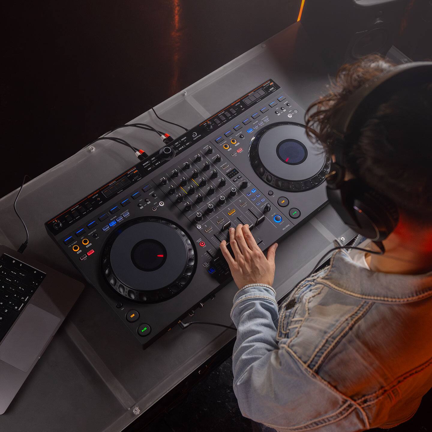 Angle. Pioneer DJ - 4-Channel DJ Controller with Scratch Pads, USB Connectivity, and Serato DJ Compatibility.