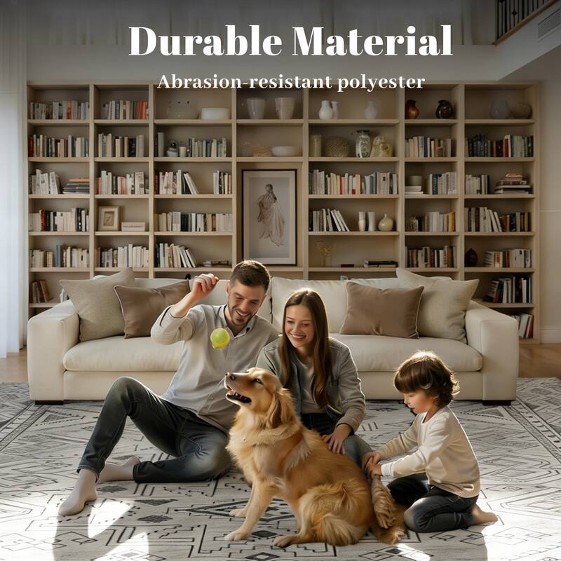 Durable Material  
Abrasion-resistant polyester