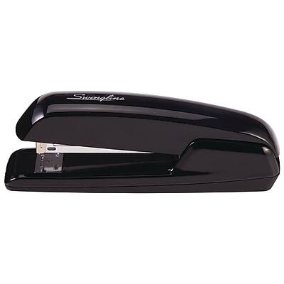 Front. Swingline - Desktop Stapler, 25-Sheet Capacity - Black.